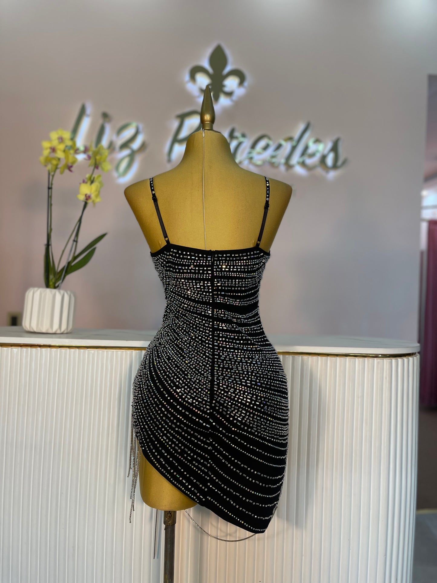 VESTIDO MINI CRISTALES CADENA