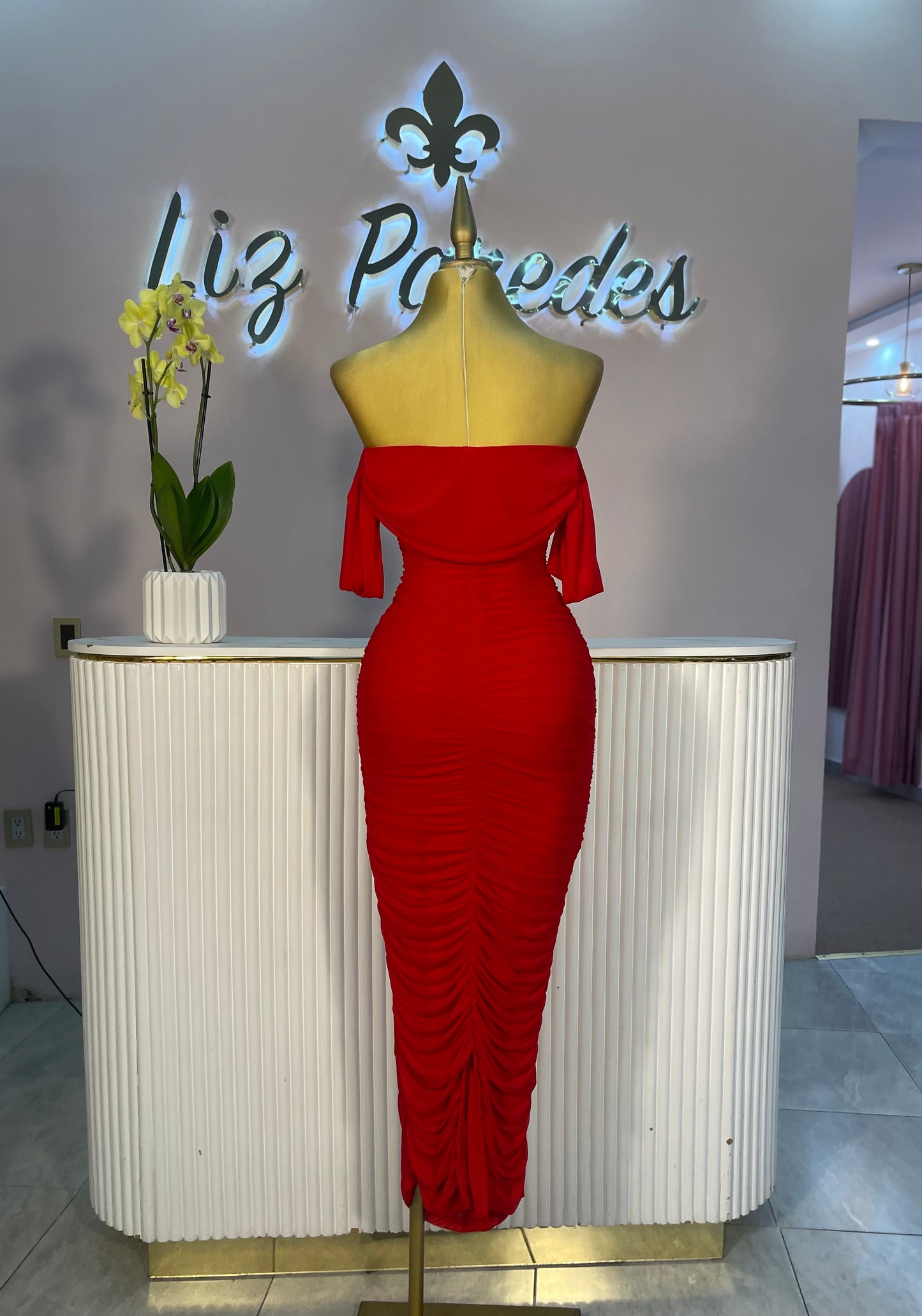 VESTIDO MAXI MESH MANGA CAIDA