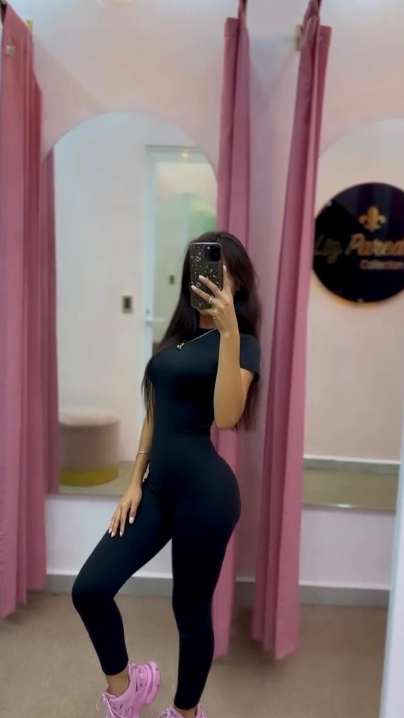 JUMPSUIT CUELLO REDONDO NEGRO