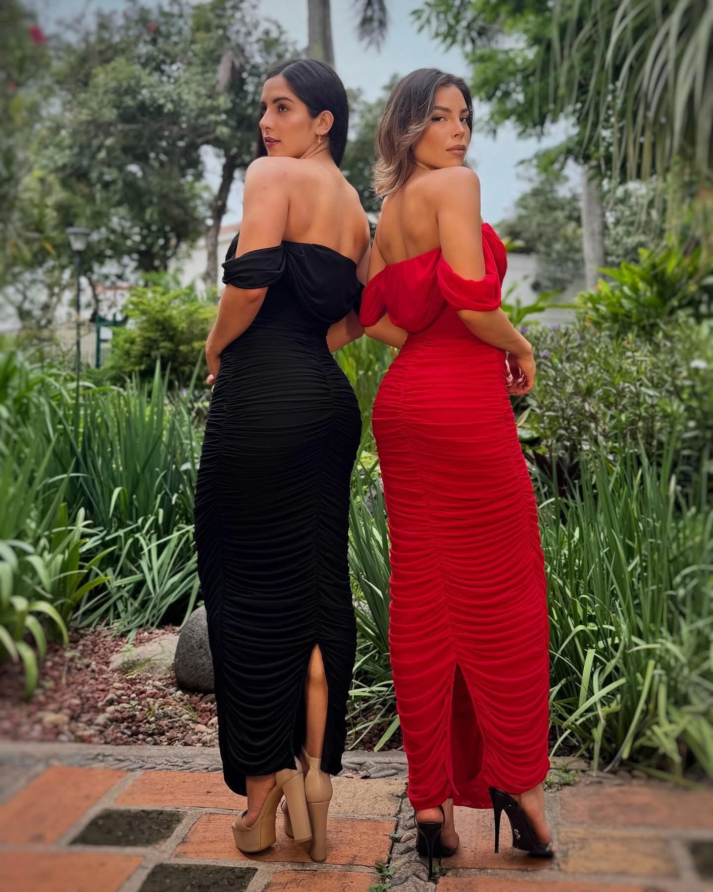 VESTIDO MAXI MESH MANGA CAIDA