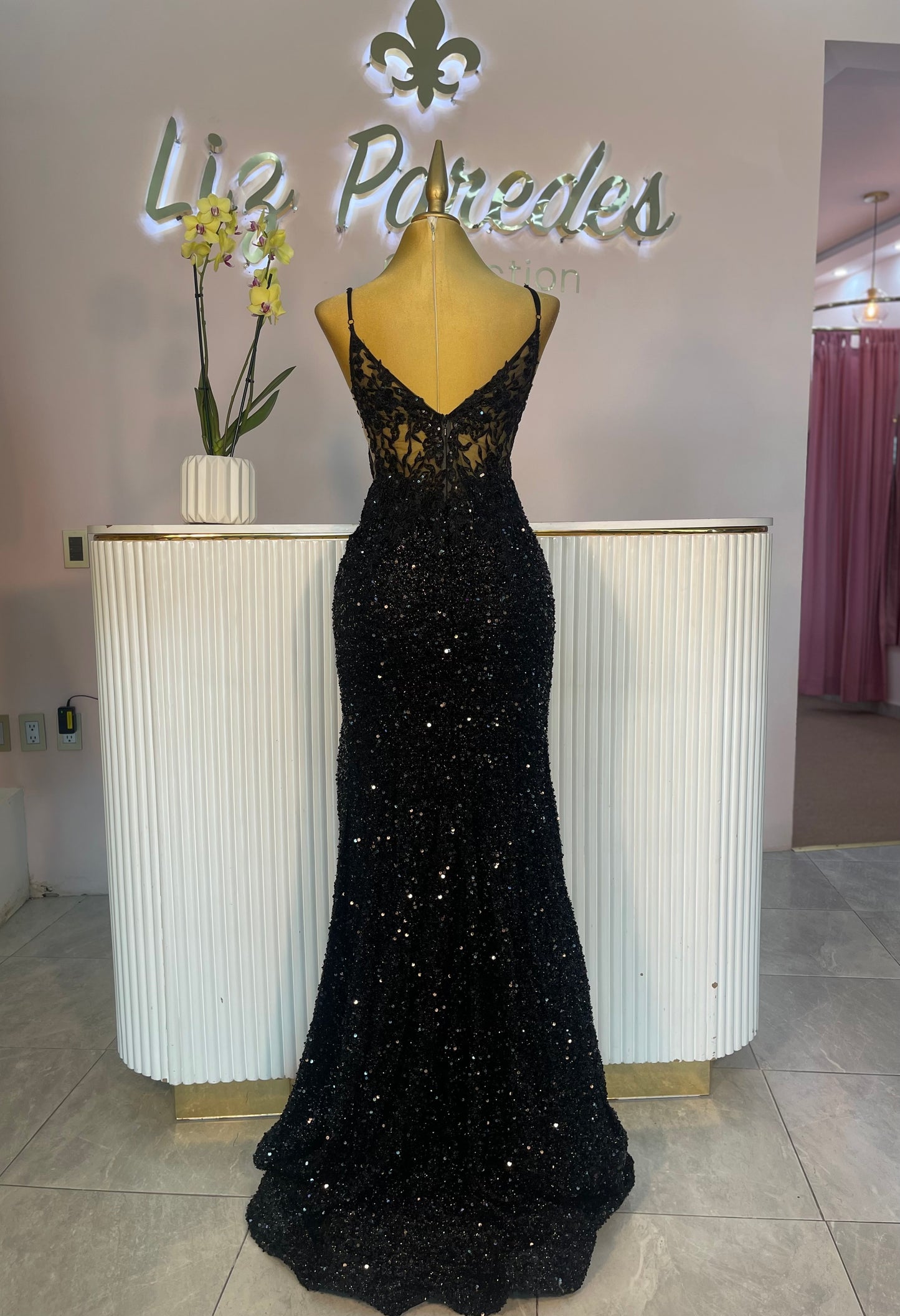 VESTIDO MAXI LENTEJUELA NEGRO