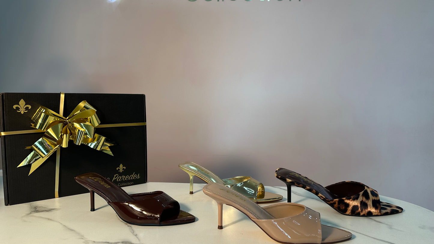 SANDALIAS DE CHAROL