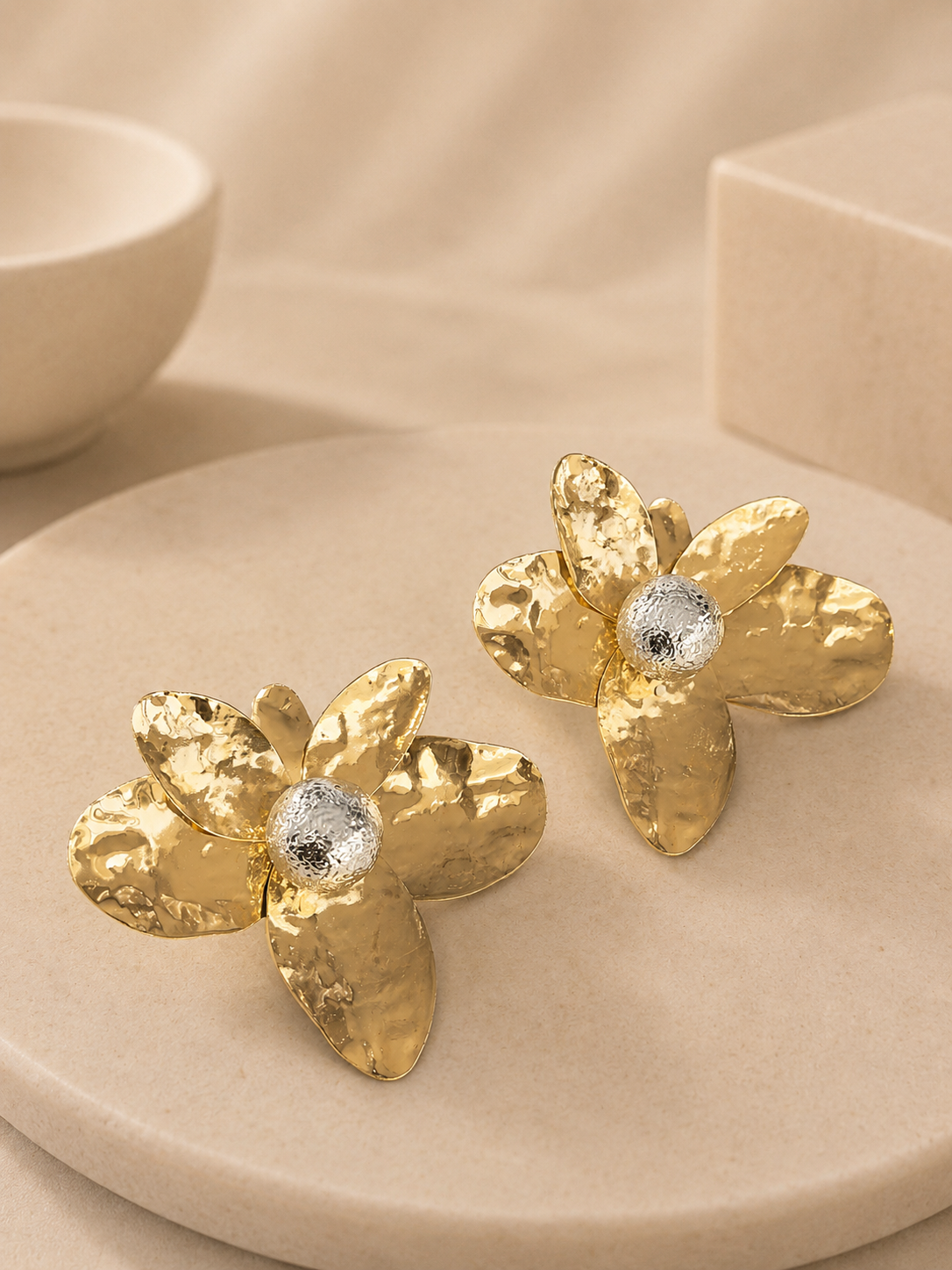 ARETE FLOR DORADO