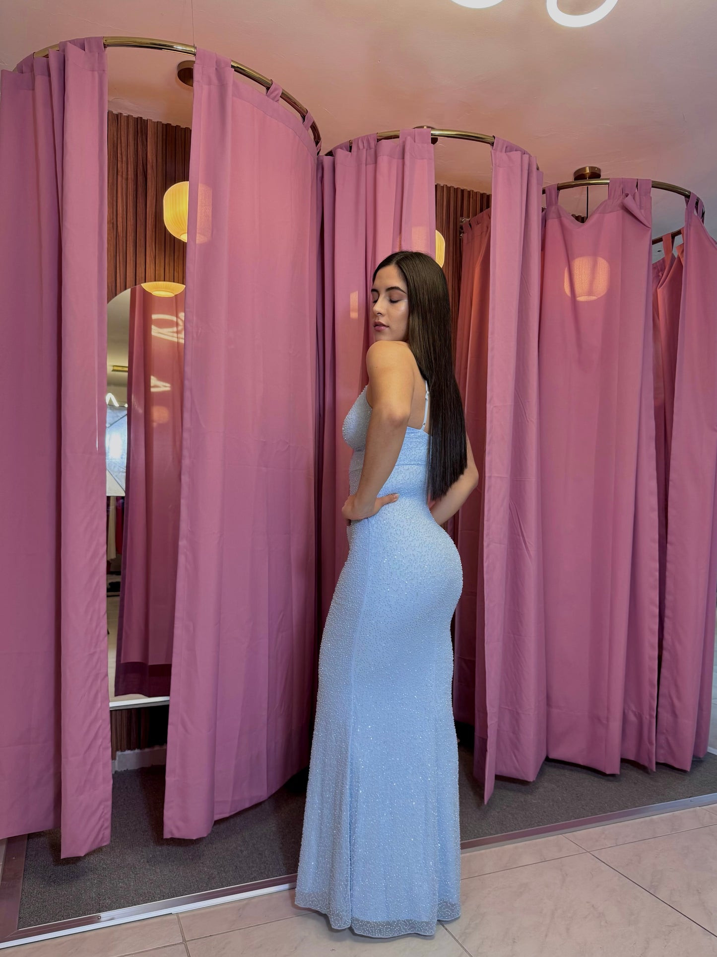 VESTIDO MAXI BABY BLUE APLICACIÓN