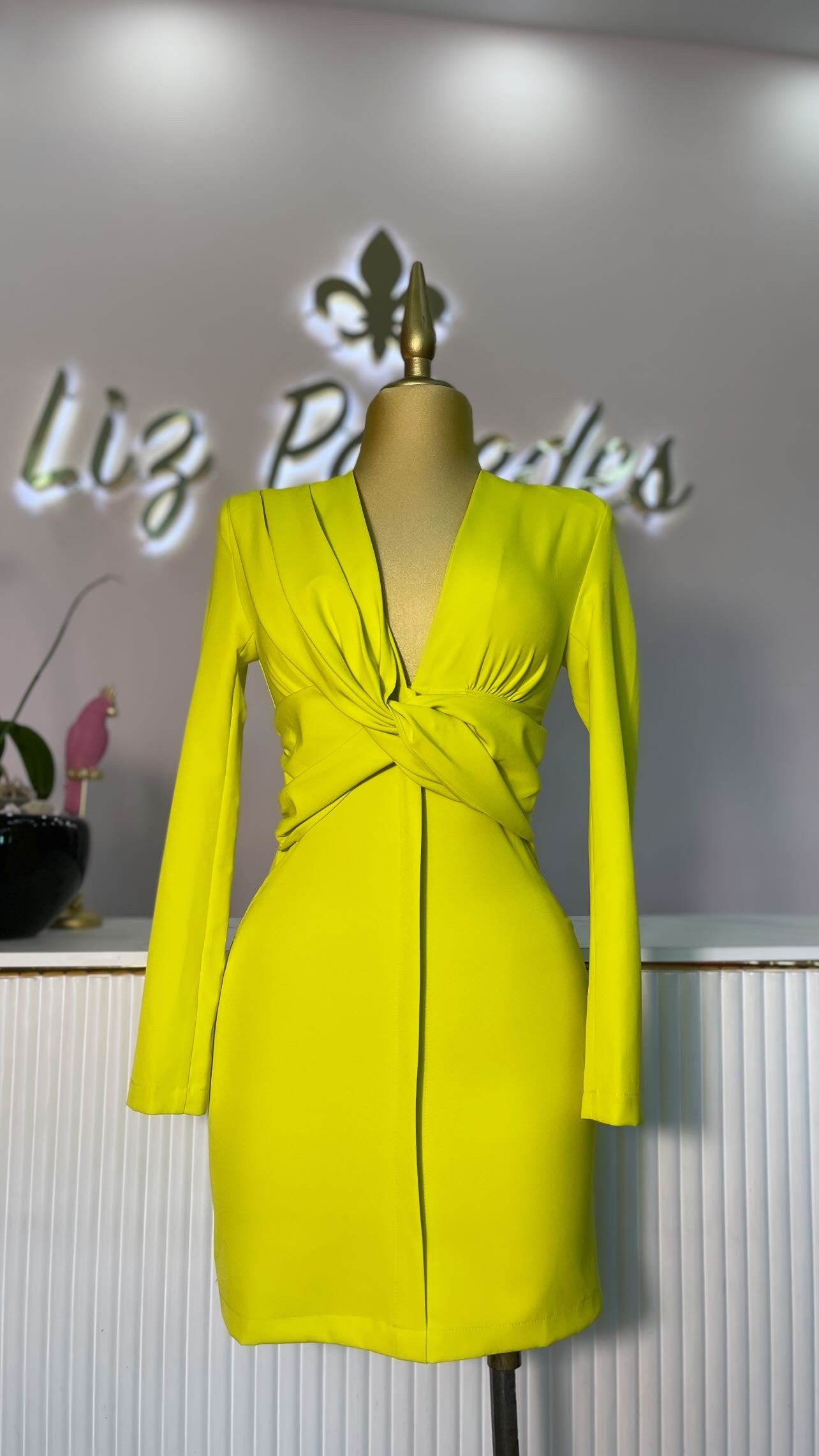 VESTIDO MINI AMARILLO