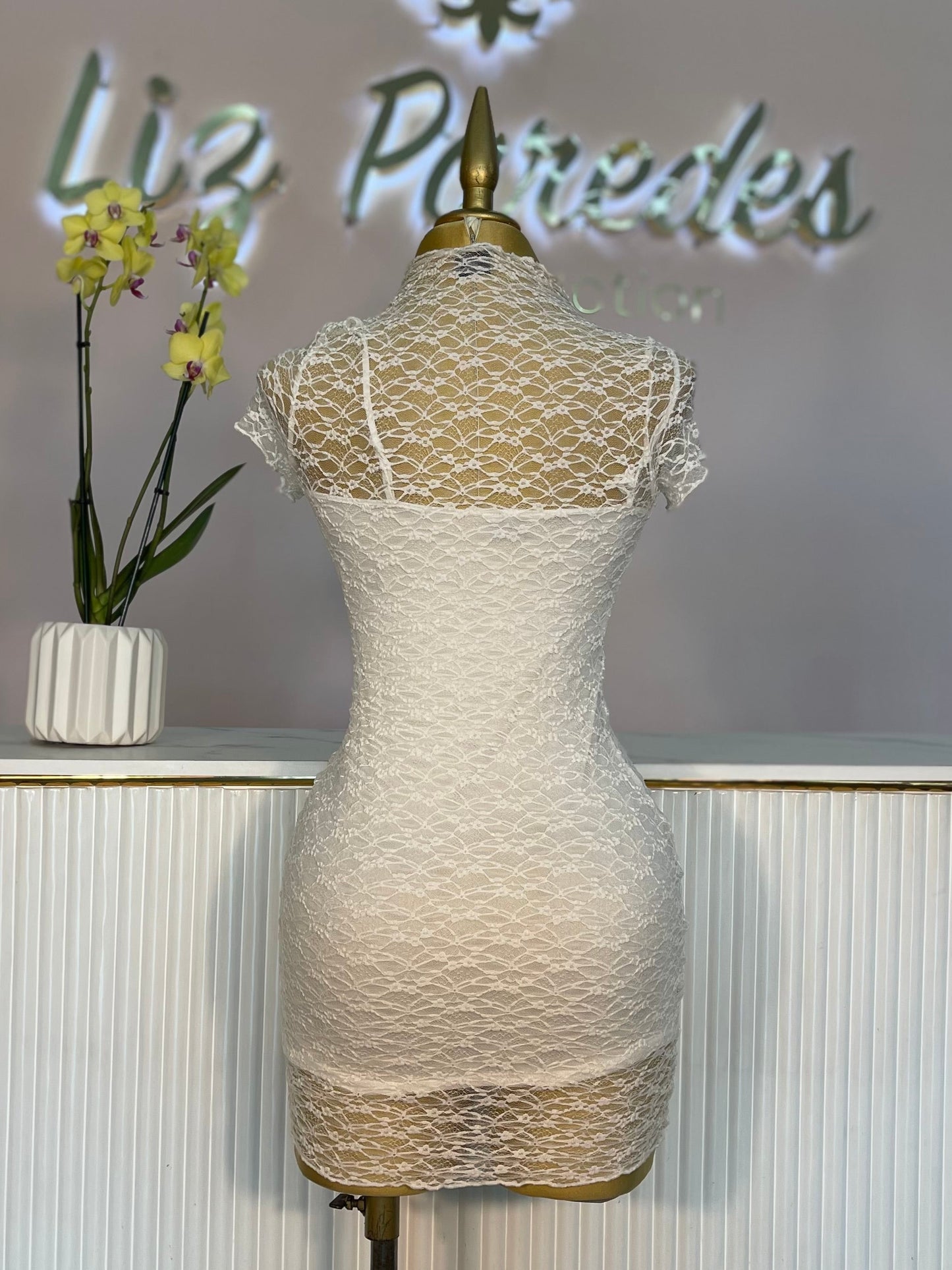 VESTIDO MINI ENCAJE