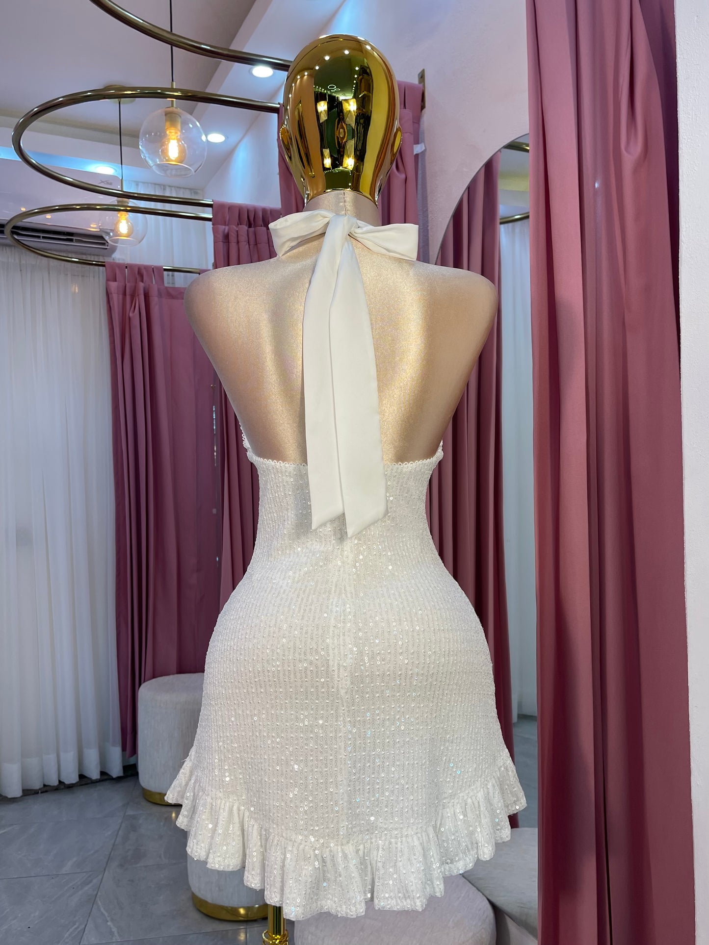 VESTIDO MINI ESC. V VOLANTE MINI
