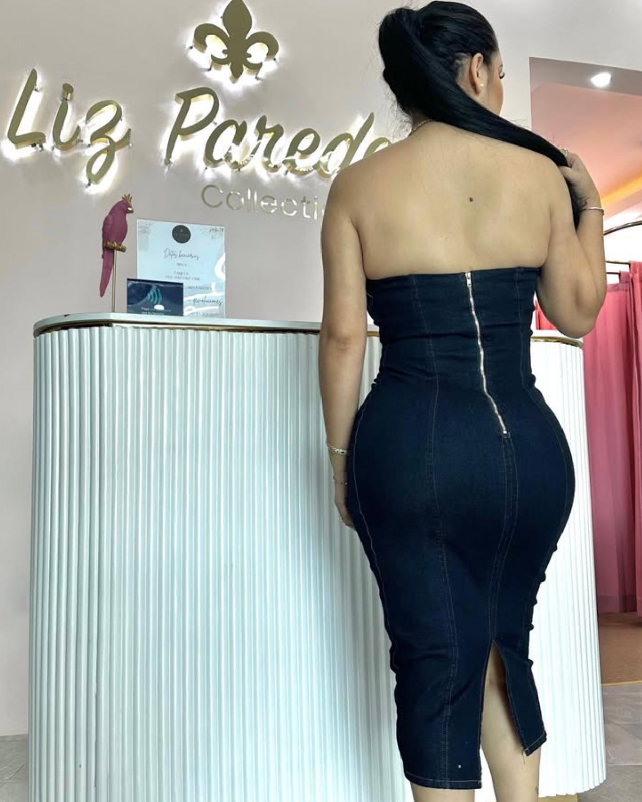 VESTIDO MIDI STRAPLESS DENIM