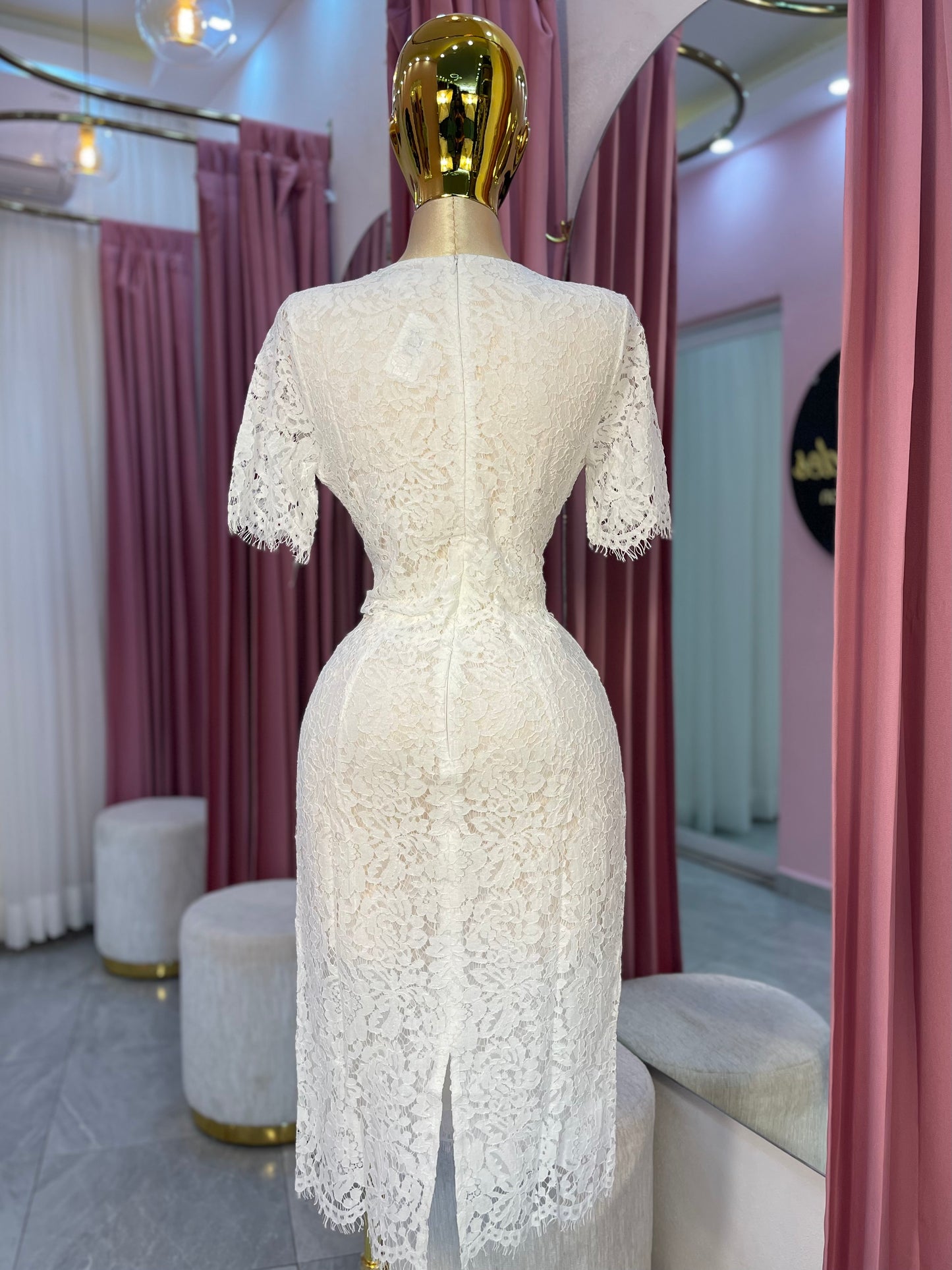 VESTIDO MIDI ENCAJE CUELLO REDONDO