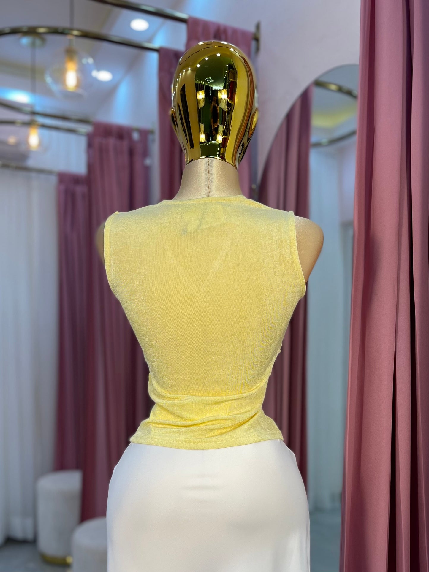 TOP AMARILLO HEBILLA