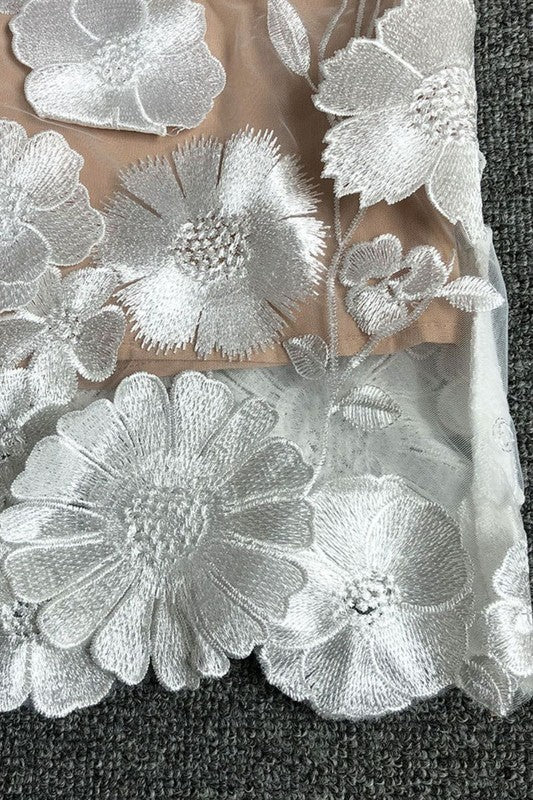 VESTIDO MIDI FLOR 3D