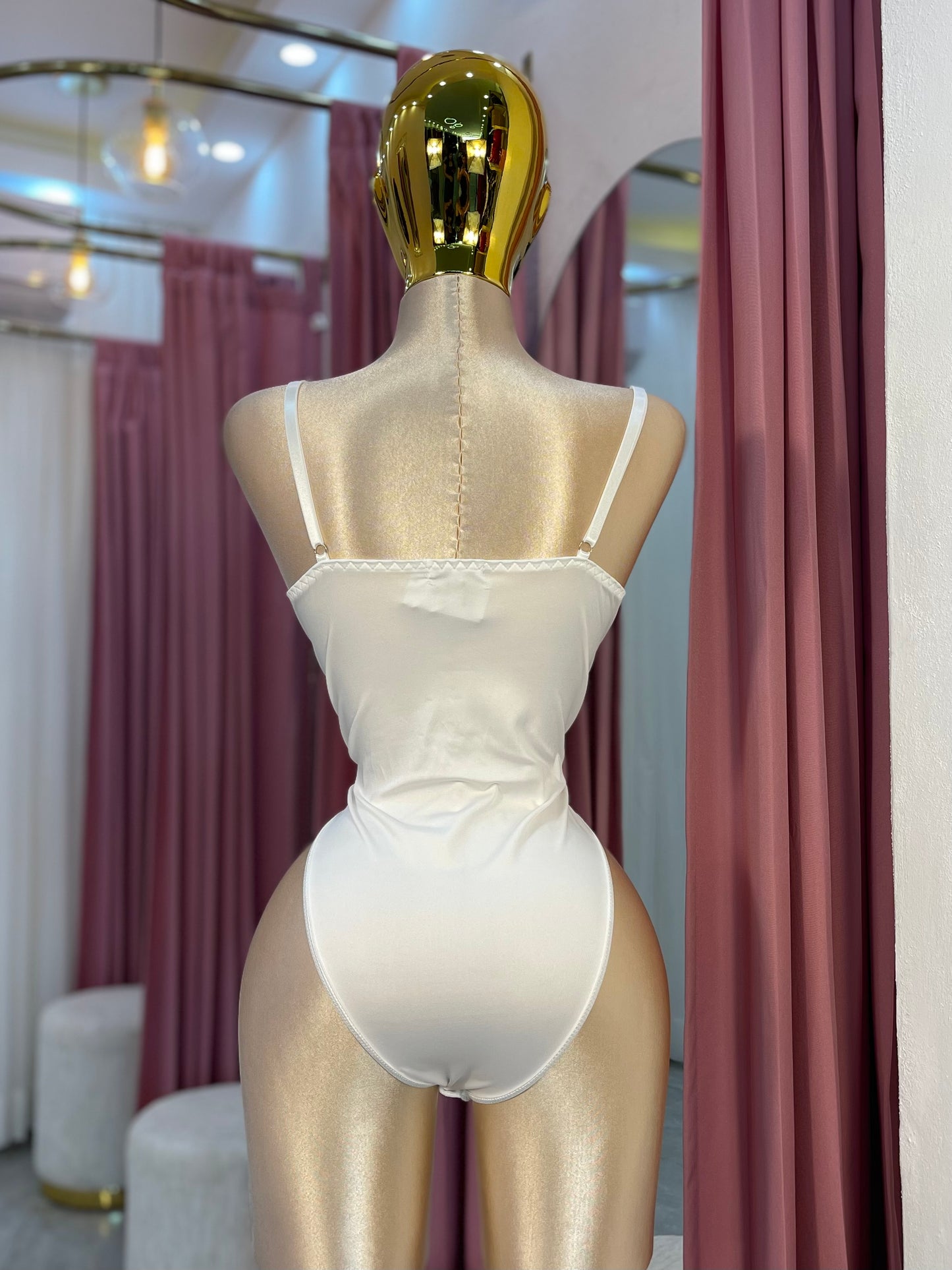 BODY ENCAJE BLANCO FLORES