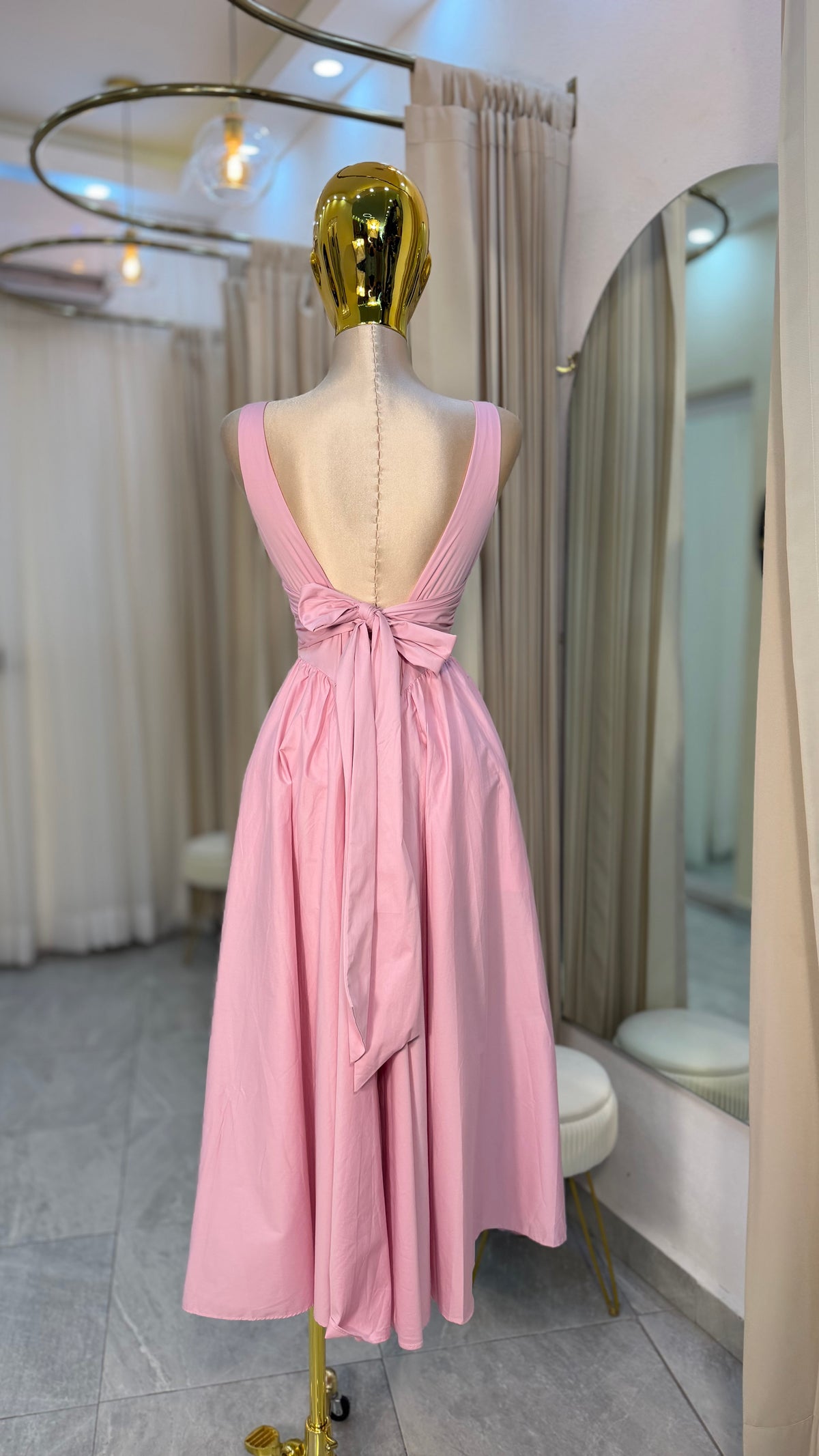 VESTIDO MIDI PRINCESA ROSA