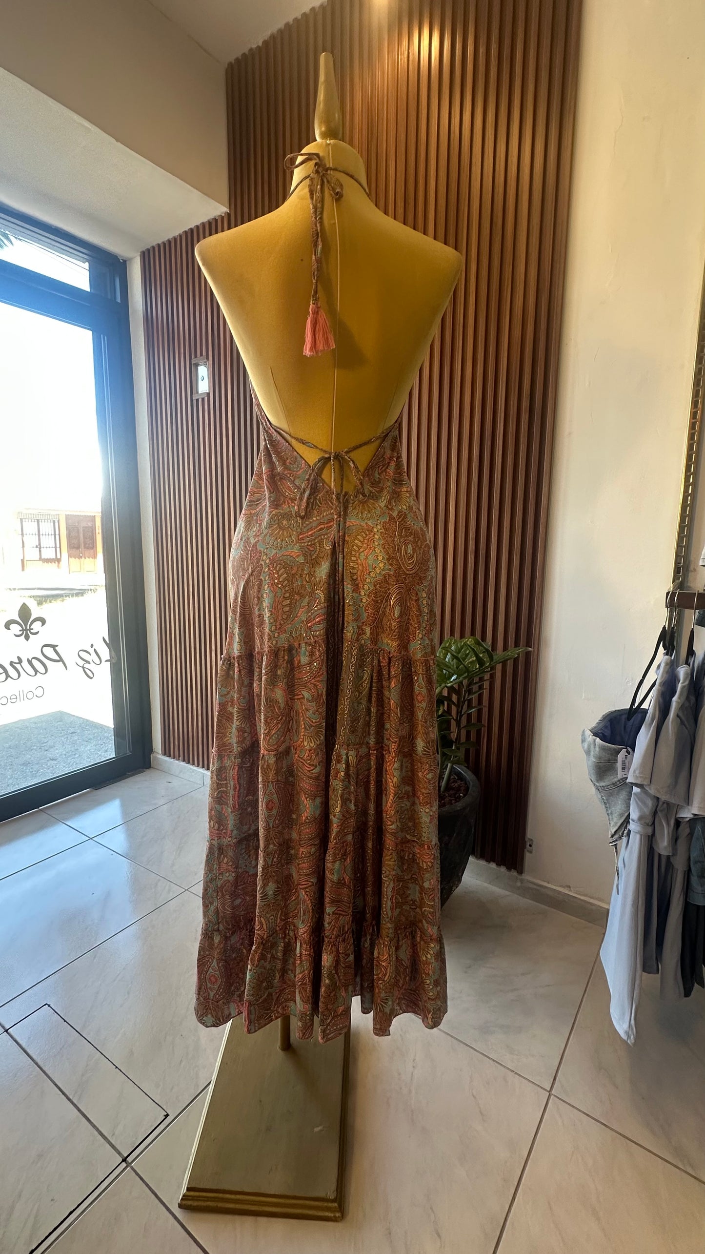 VESTIDOS HINDU HALTER HOLANES