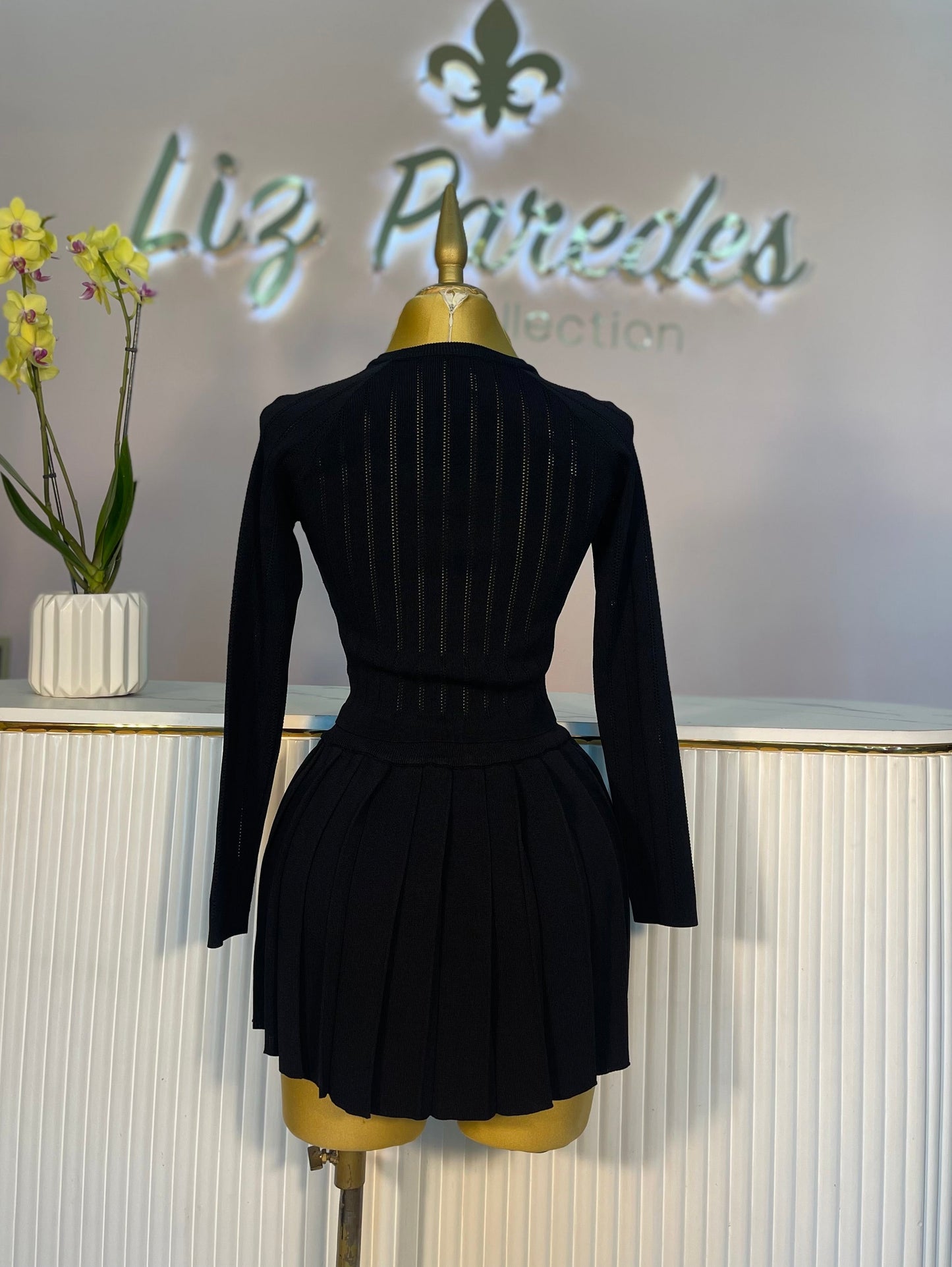 SET NEGRO PUNTO FALDA