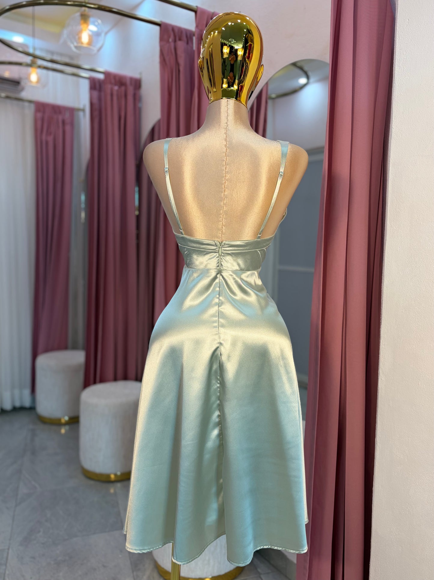 VESTIDO MIDI SATIN VERDE