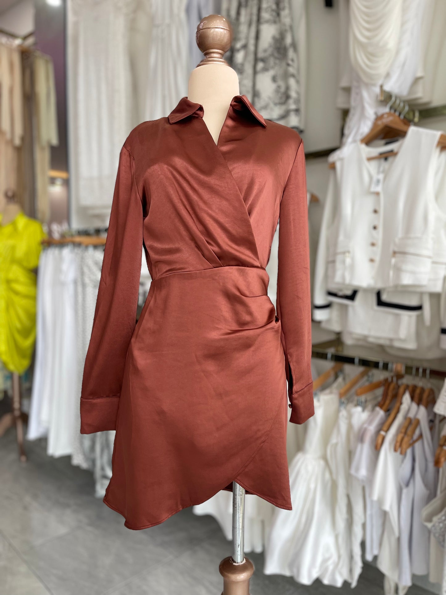 VESTIDO CAFE MINI SATIN