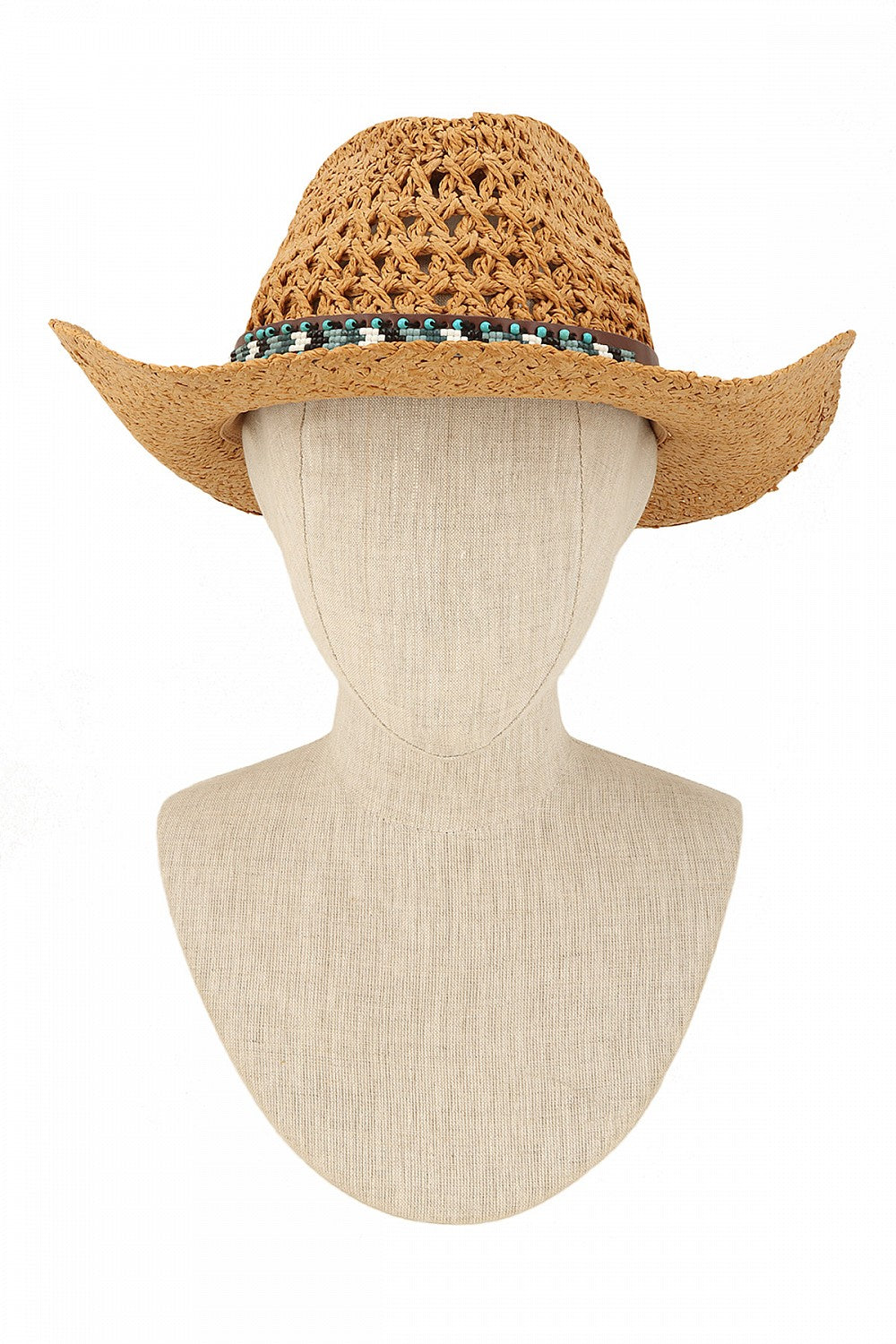 SOMBRERO DE PAJA CON CUENTAS ESTILO VAQUERO.