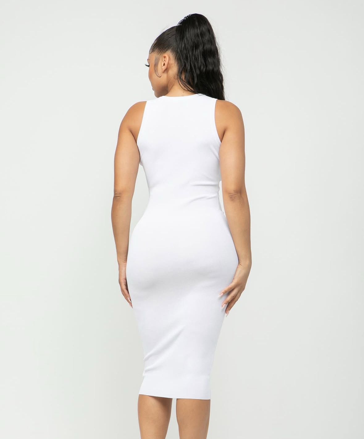 Vestido básico Cuello V