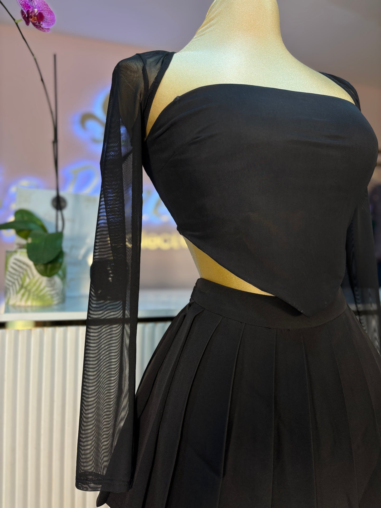 TOP NEGRO MESH MANGA LARGA