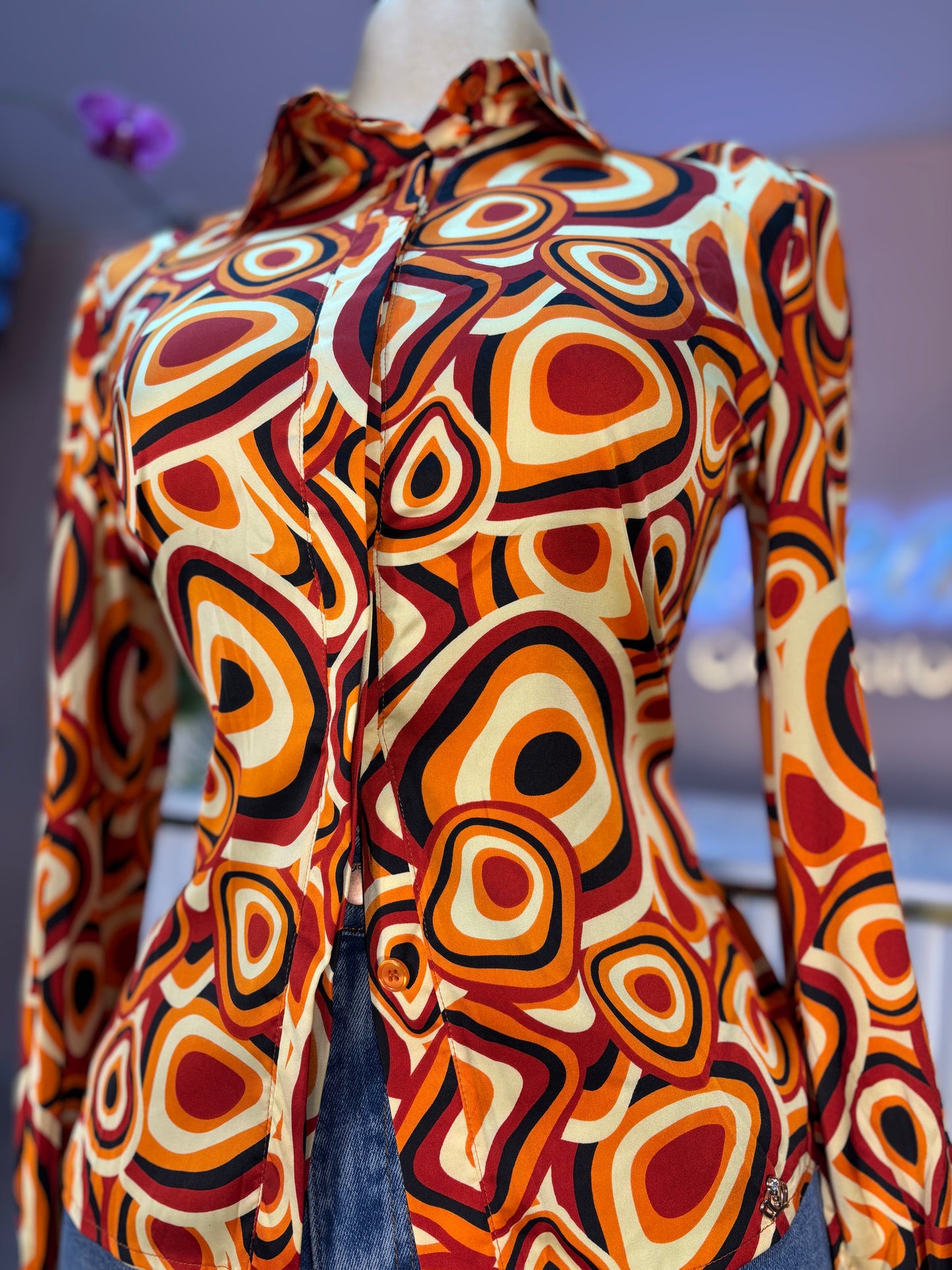 CAMISA NARANJA ESTAMPADA CIRCULOS