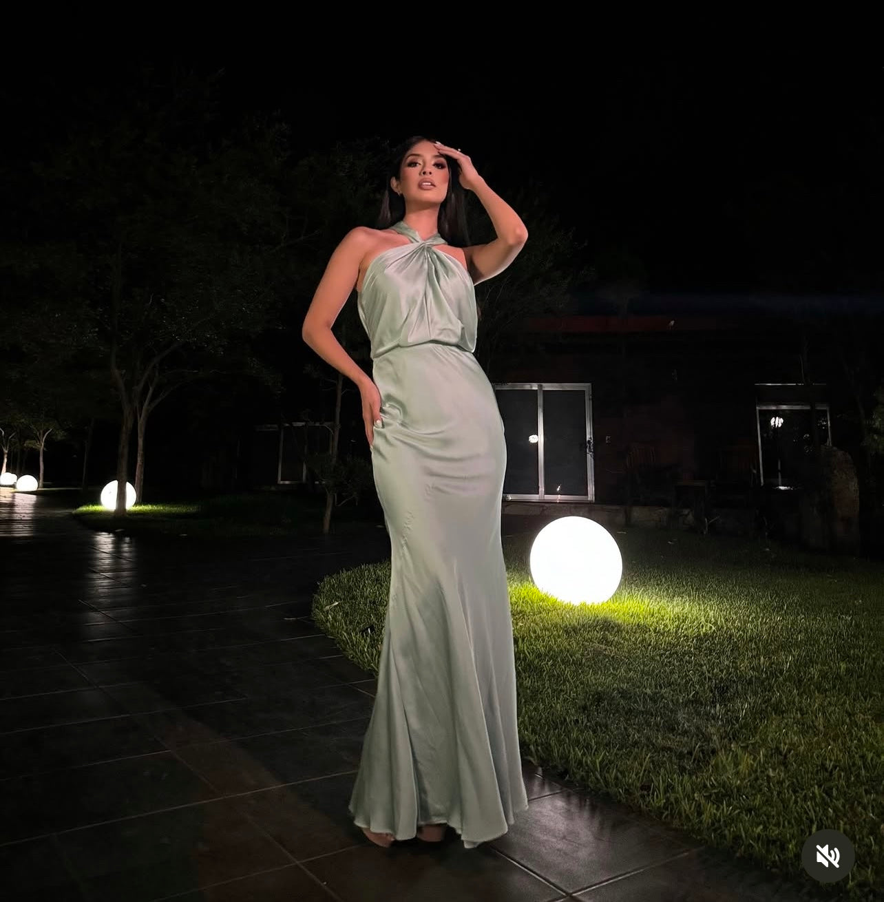 VESTIDO-MAXI CRUZADO CORTE SIRENA HALTER