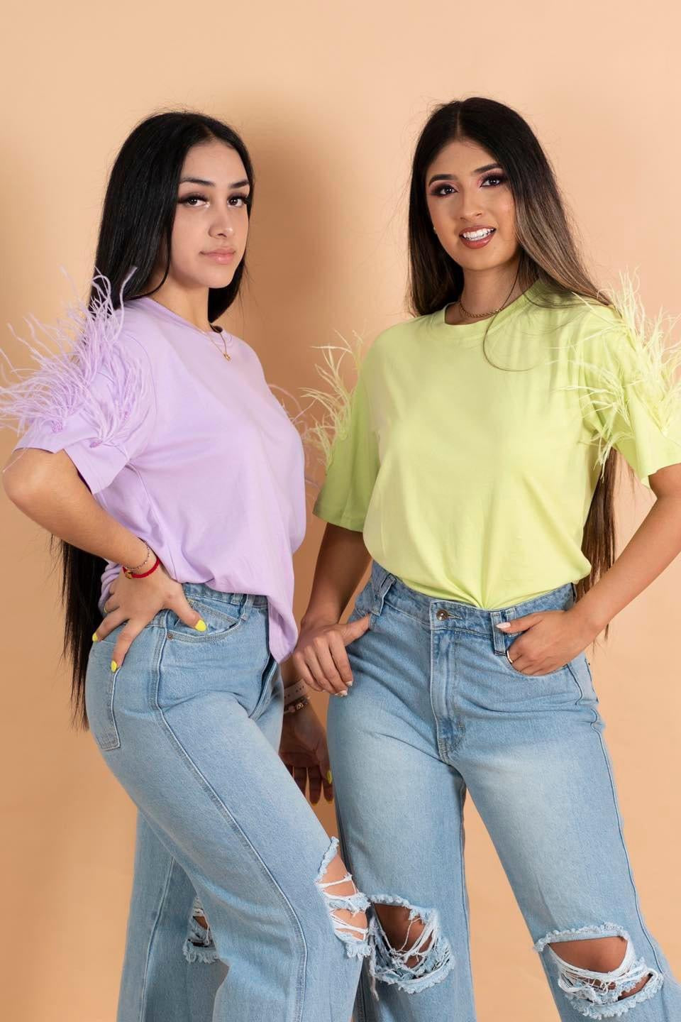 BLUSA PLUMAS