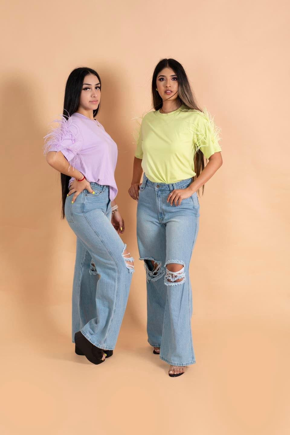 BLUSA PLUMAS