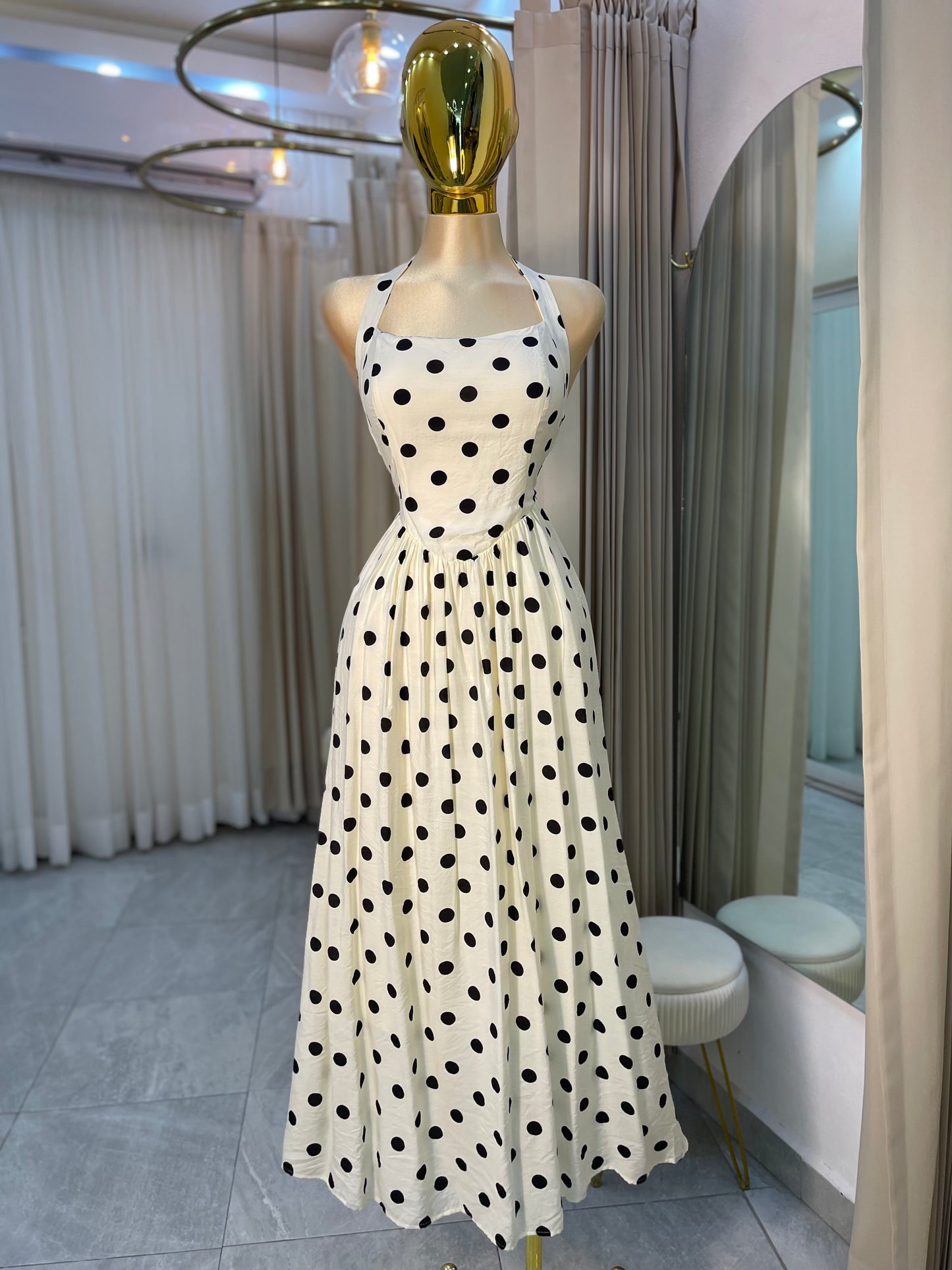 VESTIDO PRINCESA HALTER POLKA
