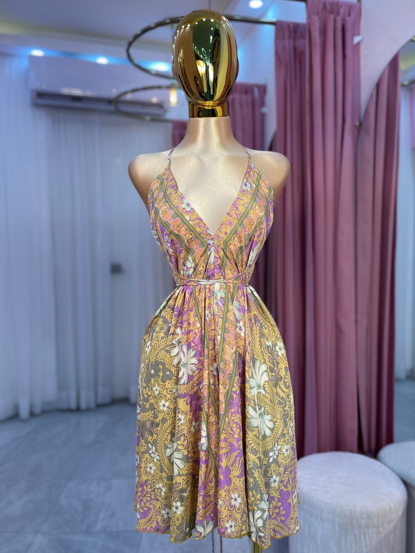 VESTIDO MINI HINDÚ HALTER