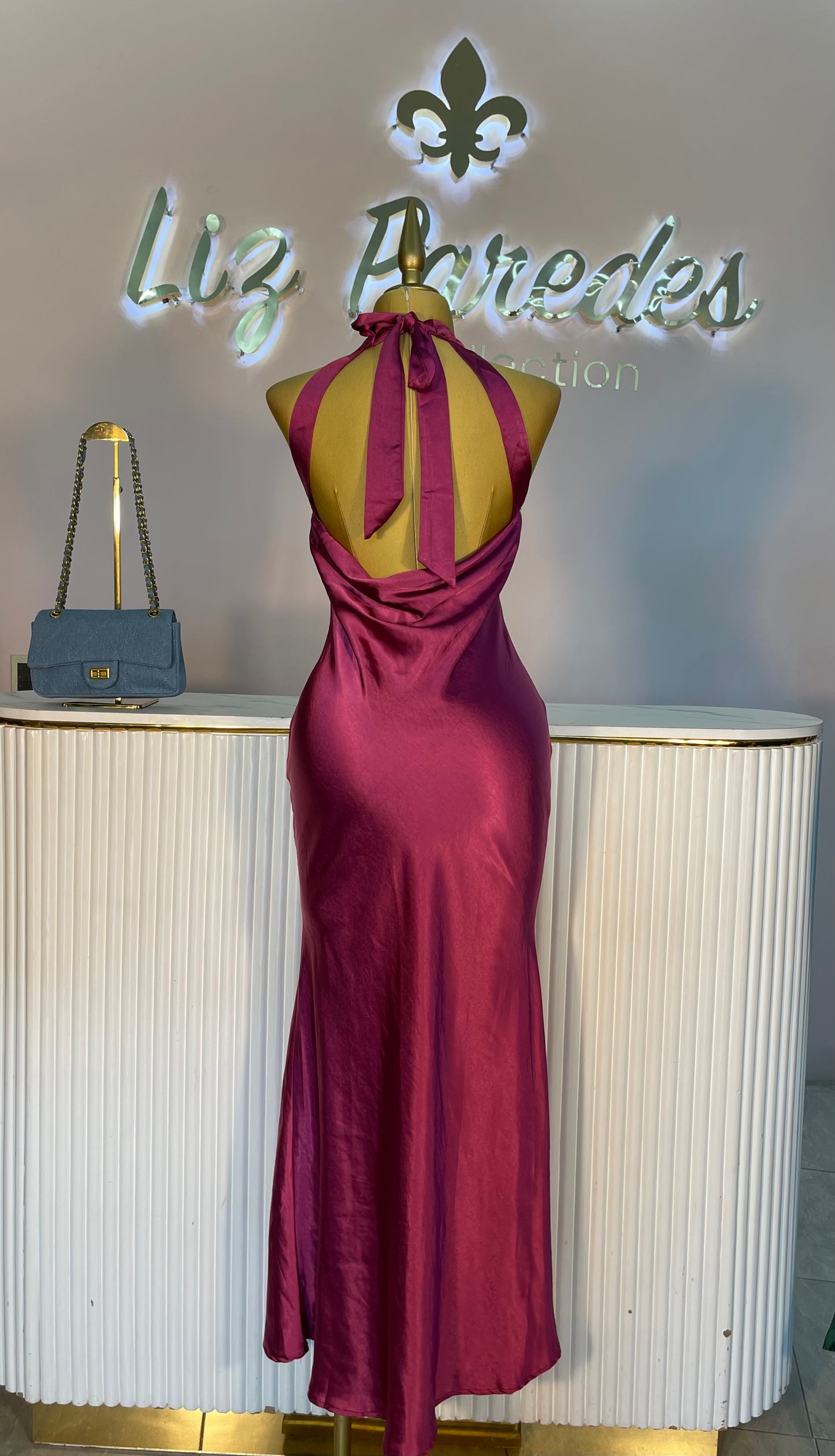 VESTIDO MAXI CORTE SIRENA HALTER