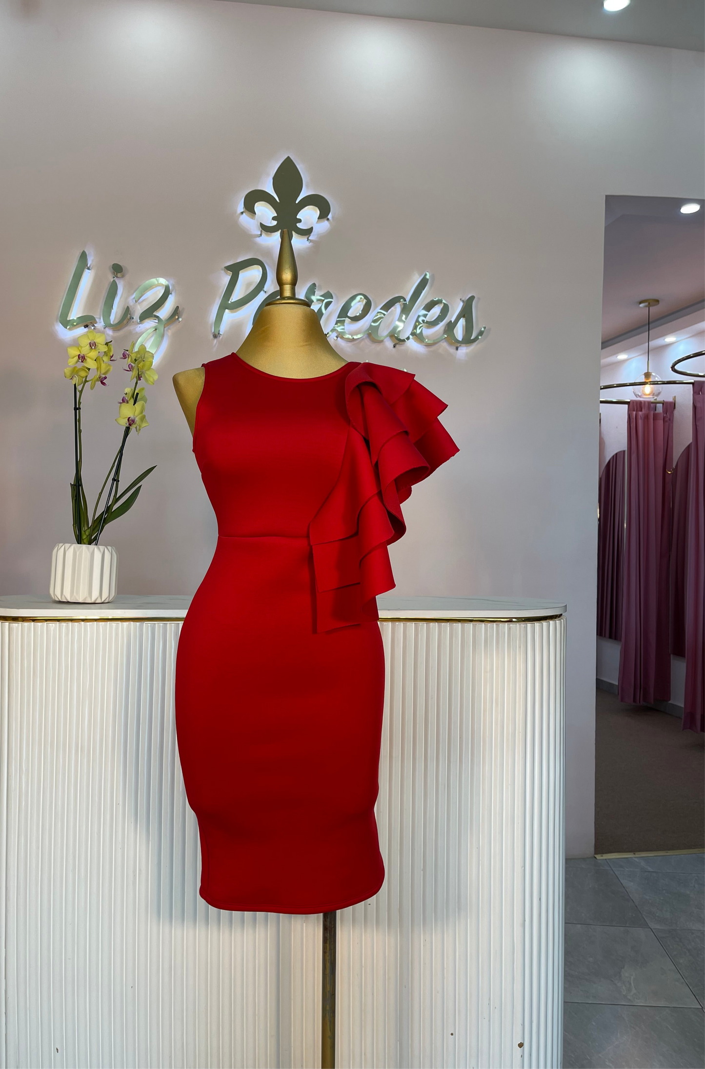 VESTIDO MIDI ESCAROLA