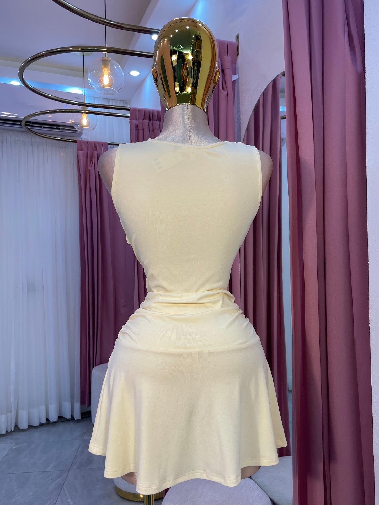 SET ASIMETRICO FALDA AMARILLO
