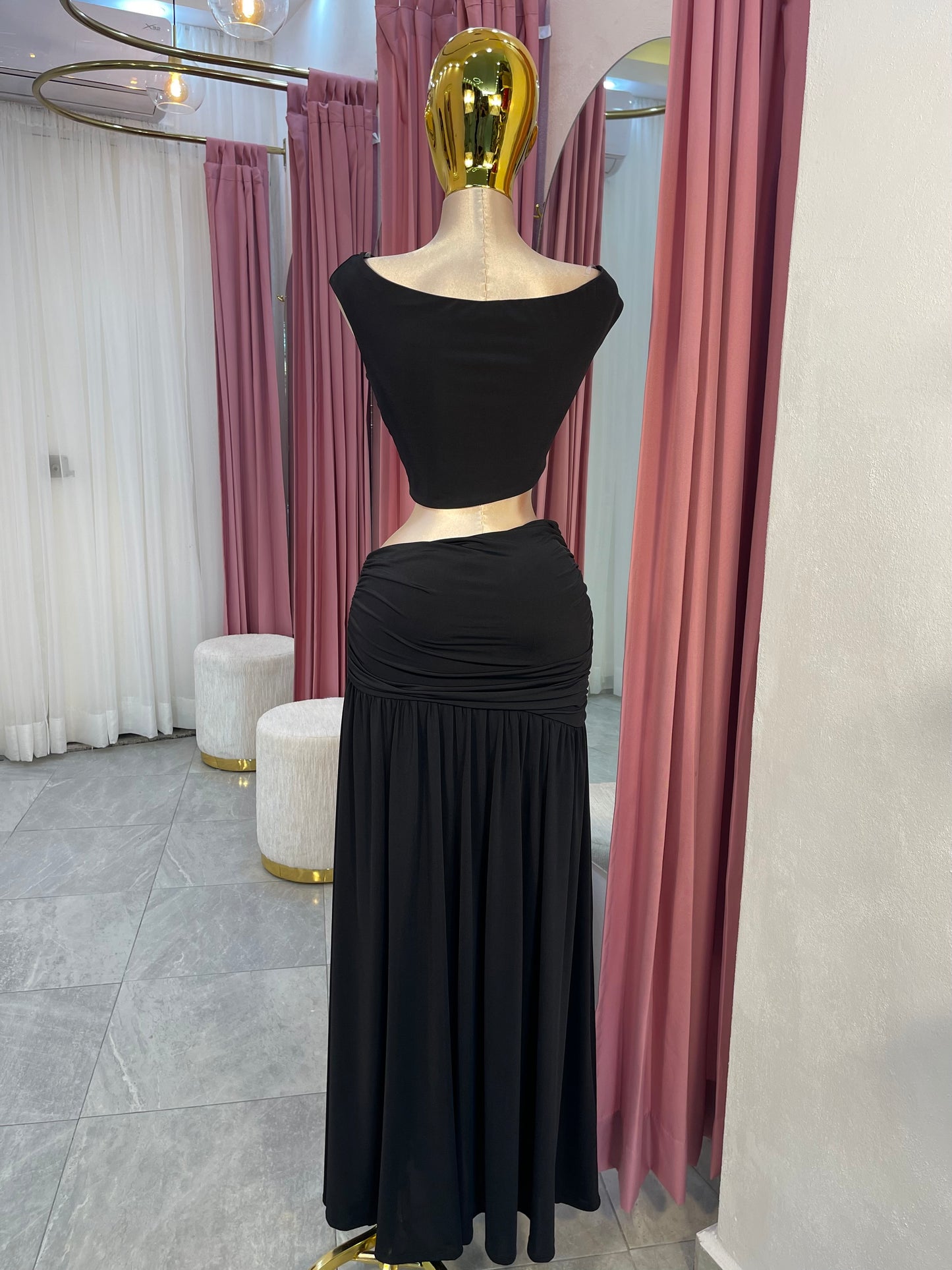 SET FALDA/TOP ASIMÉTRICO FLOR