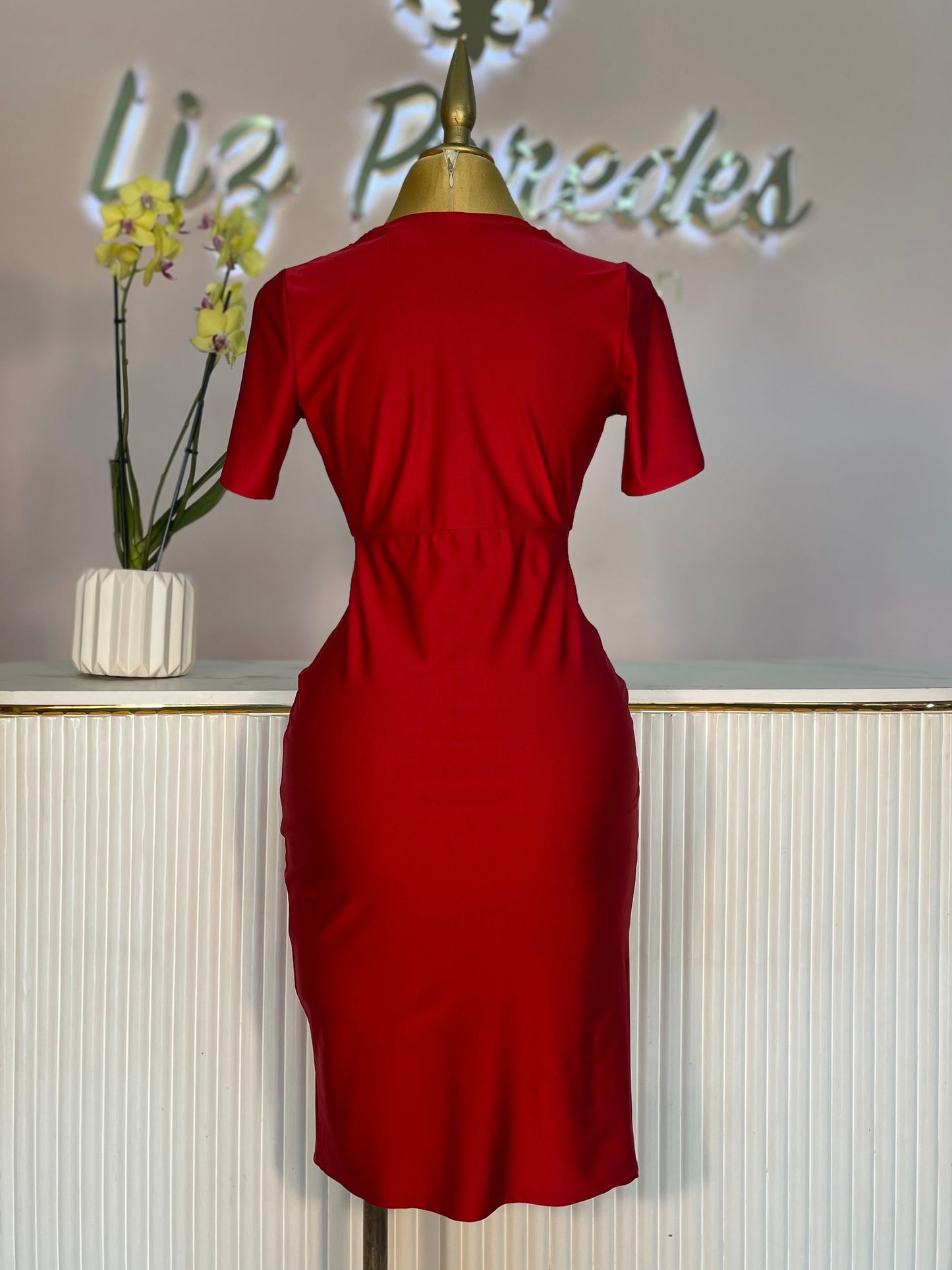 VESTIDO ROJO MANGA CORTA CUELLO V