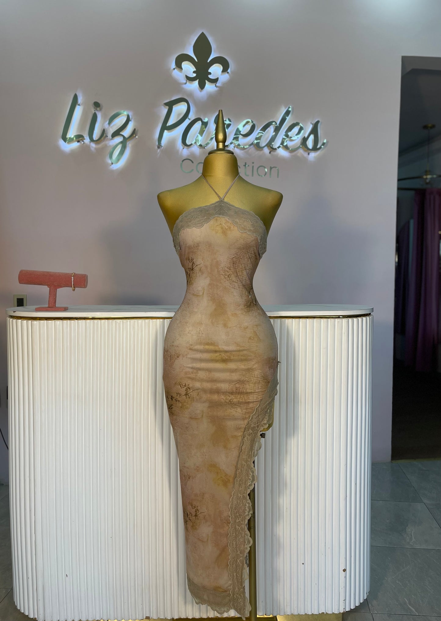 VESTIDO MESH/ENCAJE HALTER