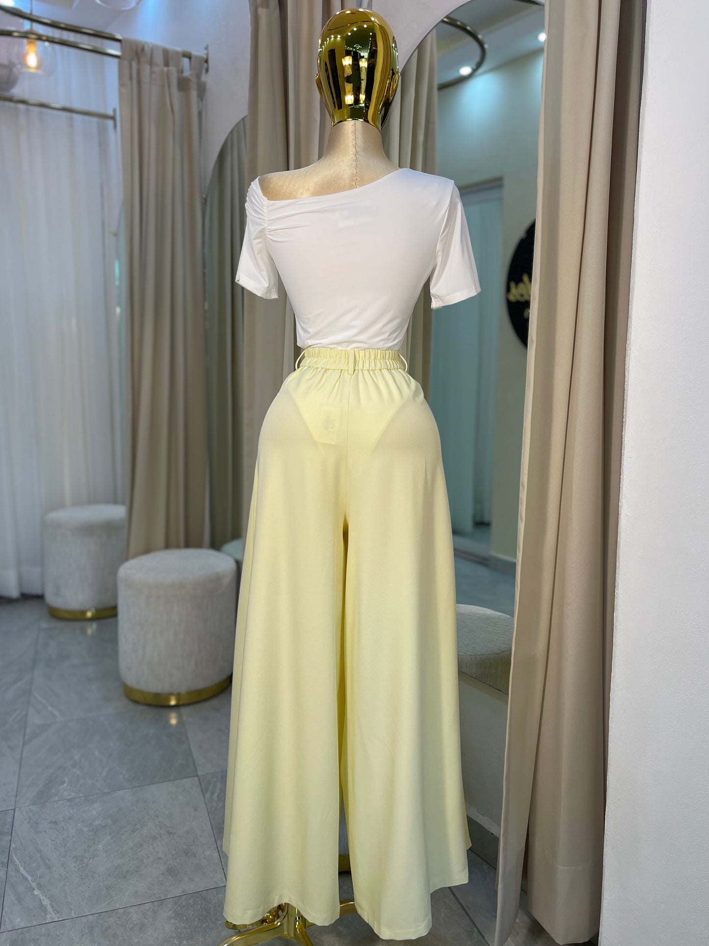 PANTALÓN WIDE LEG AMARILLO