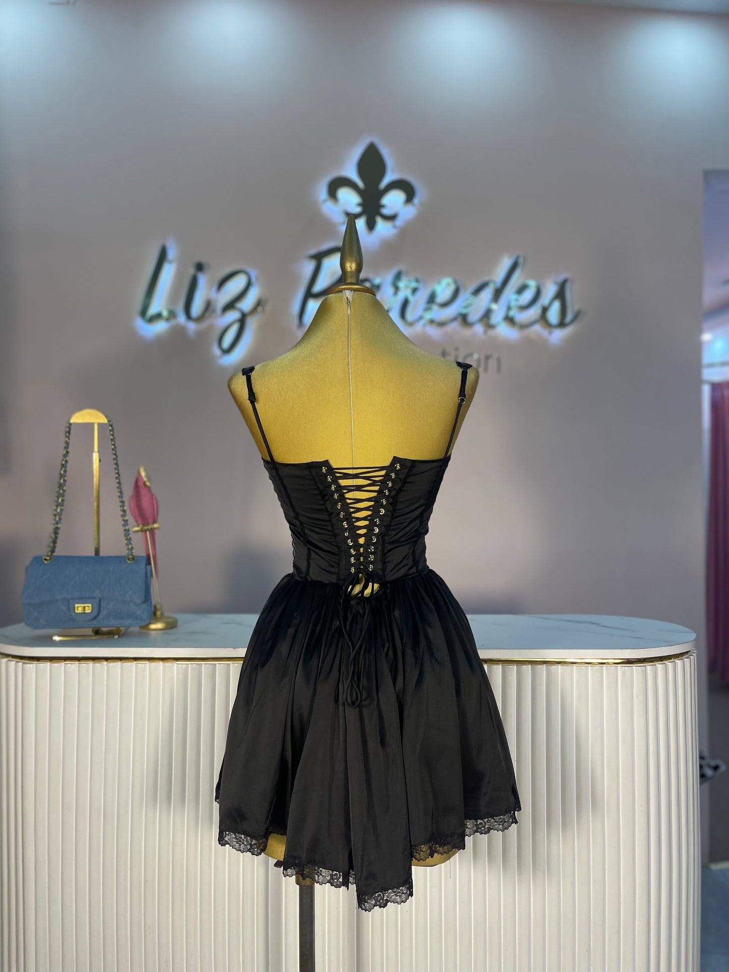 VESTIDO MINI SATEN CORSET