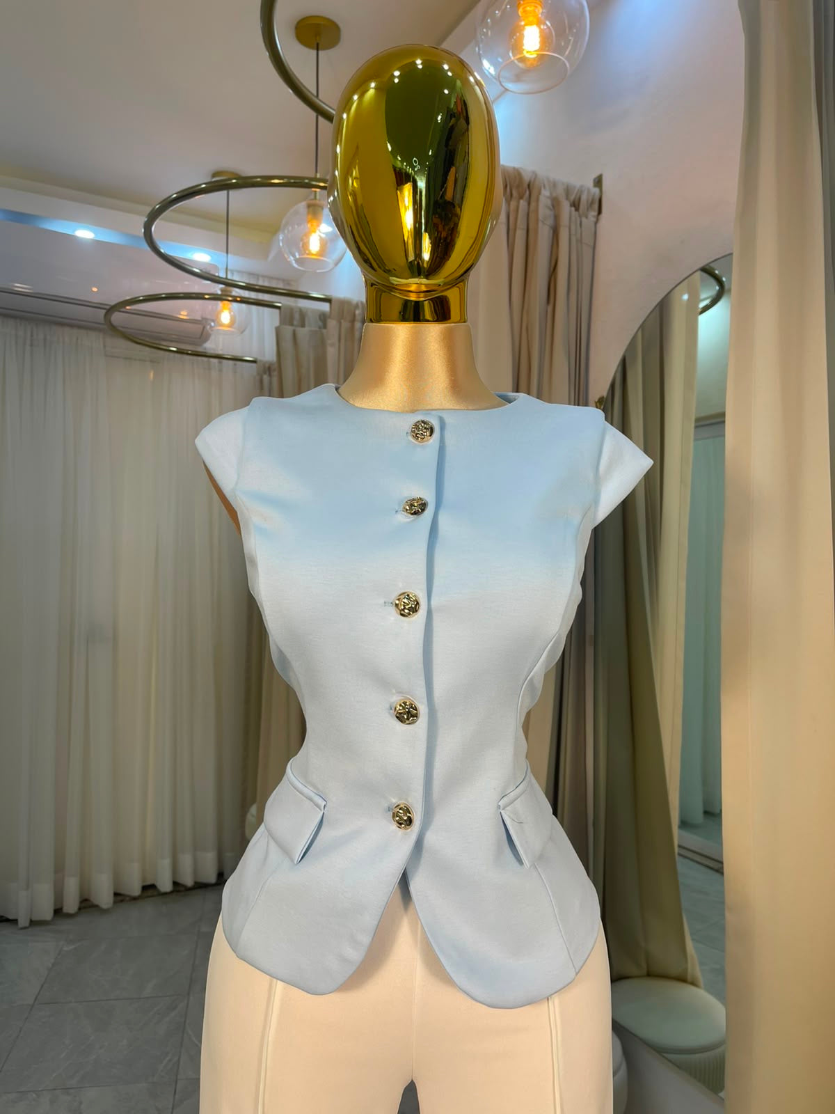 BLUSA AZUL MANGA CORTA