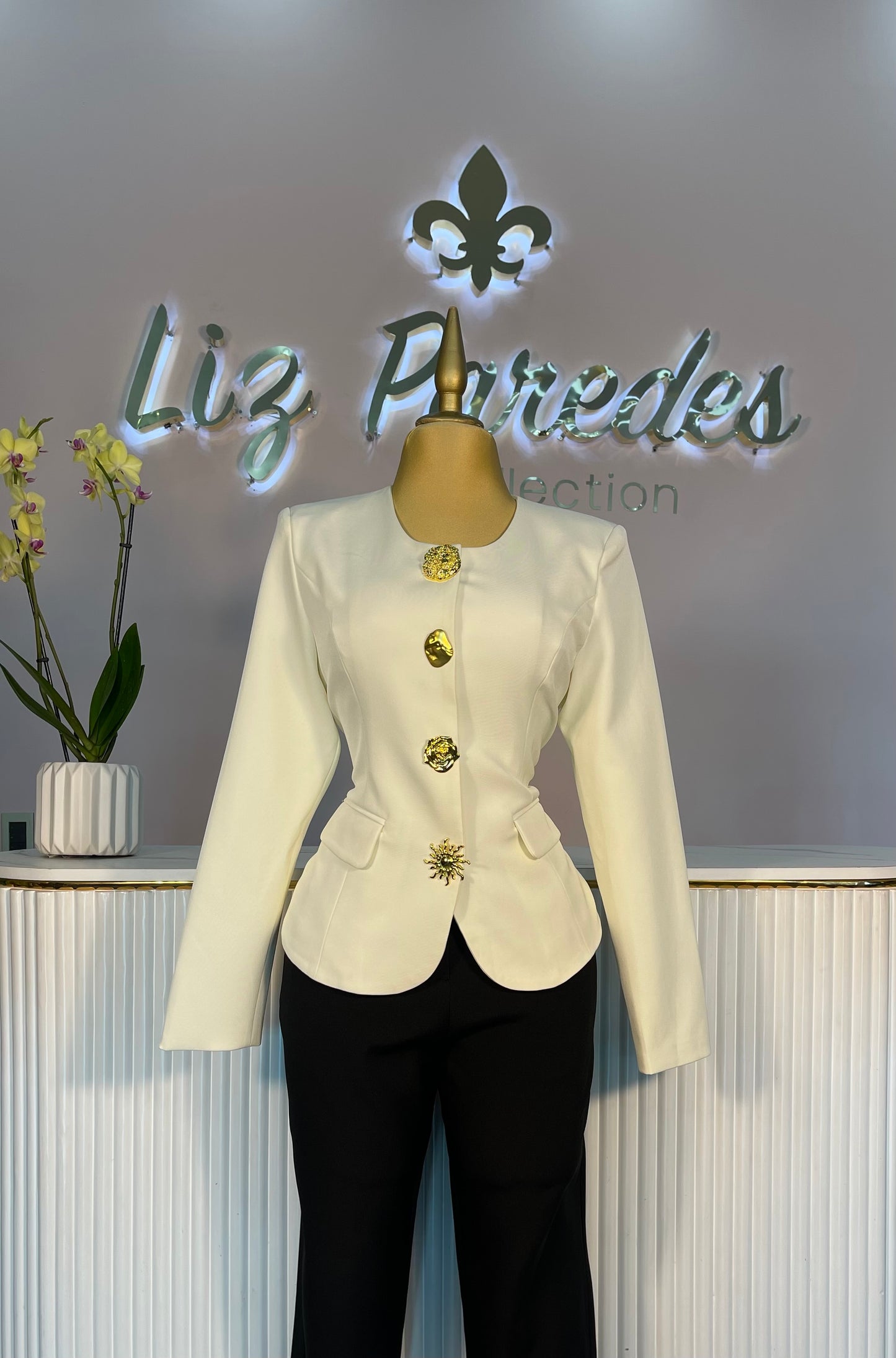 BLAZER BOTÓN DORADO