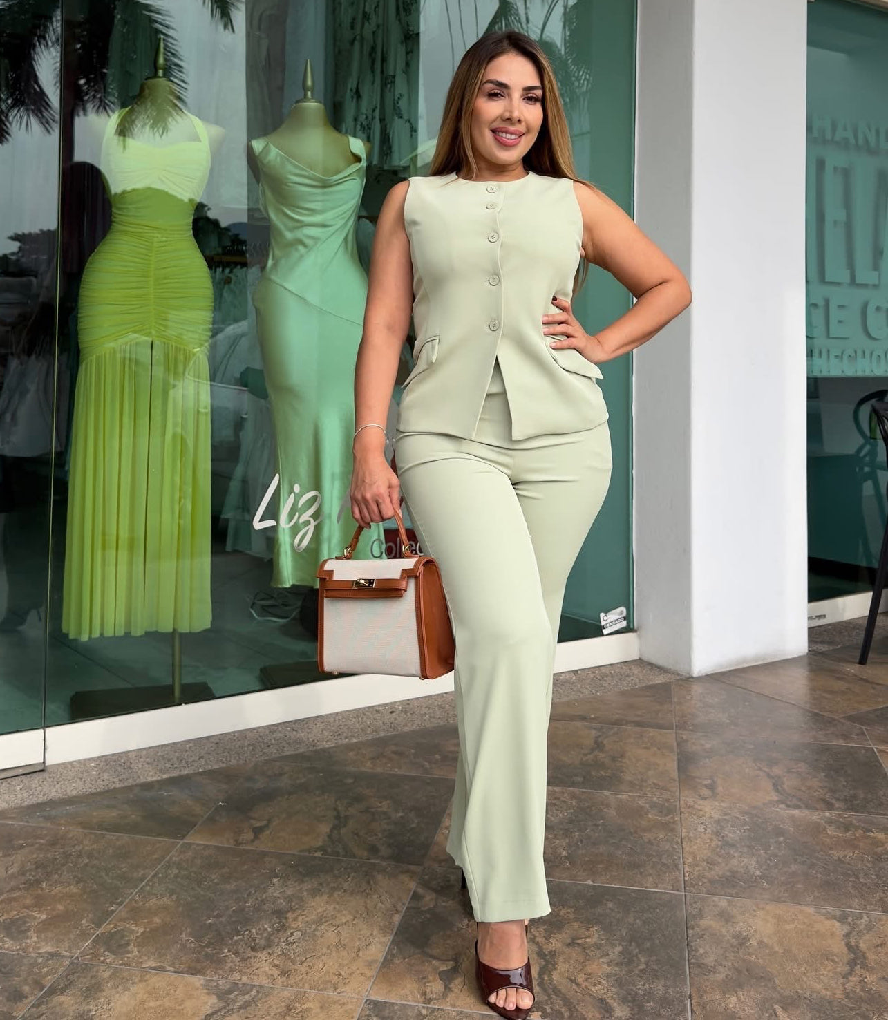 SET CHALECO/PANTALON