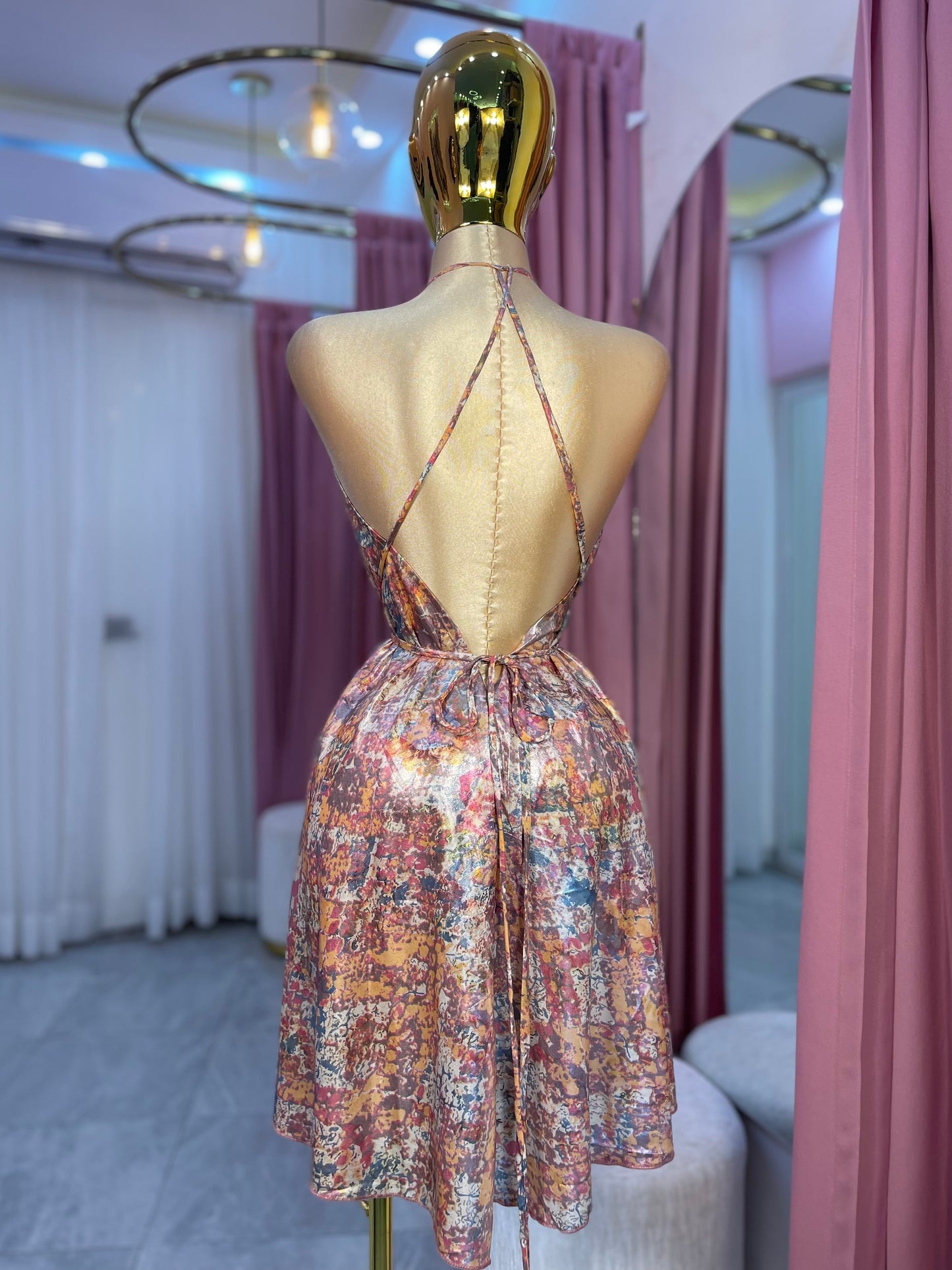 VESTIDO MINI HINDÚ HALTER