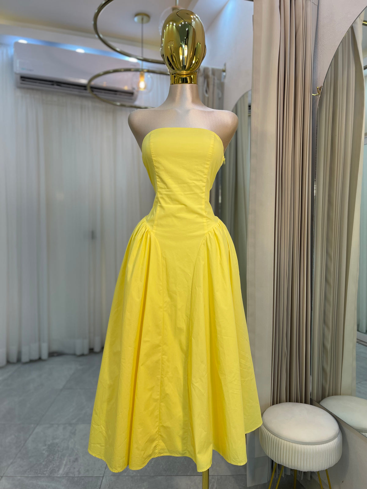 VESTIDO ESTRAPLESS