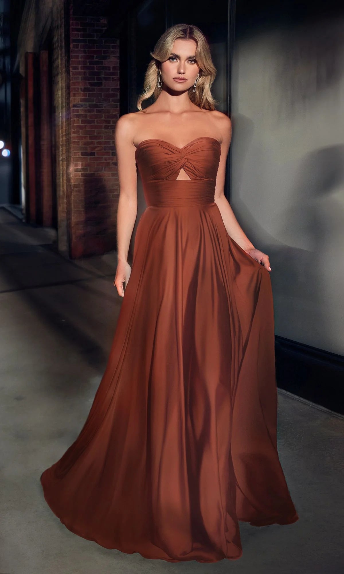 VESTIDO MAXI STRAPLESS SATIN