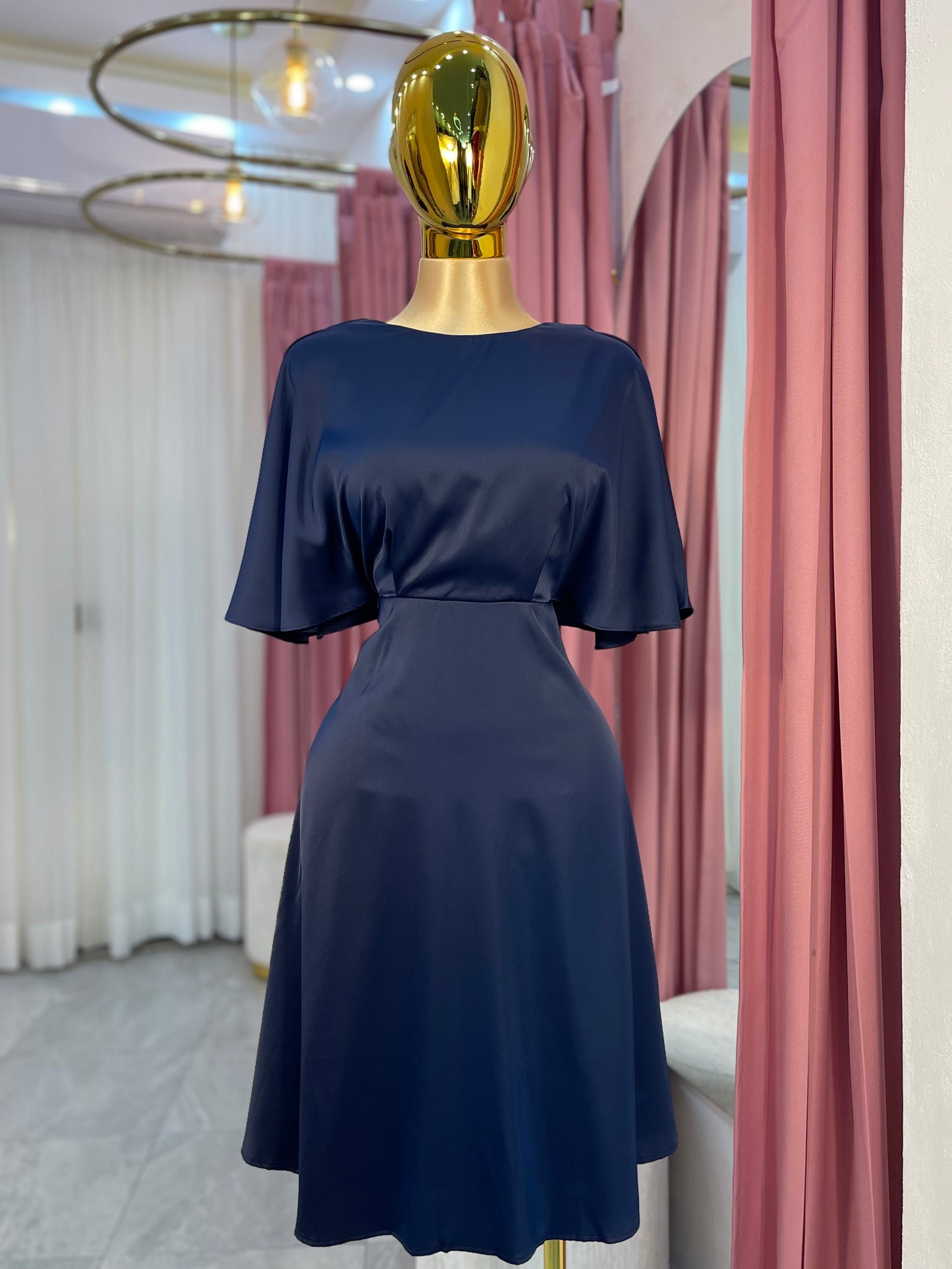 VESTIDO MIDI SATIN MANGA CORTA