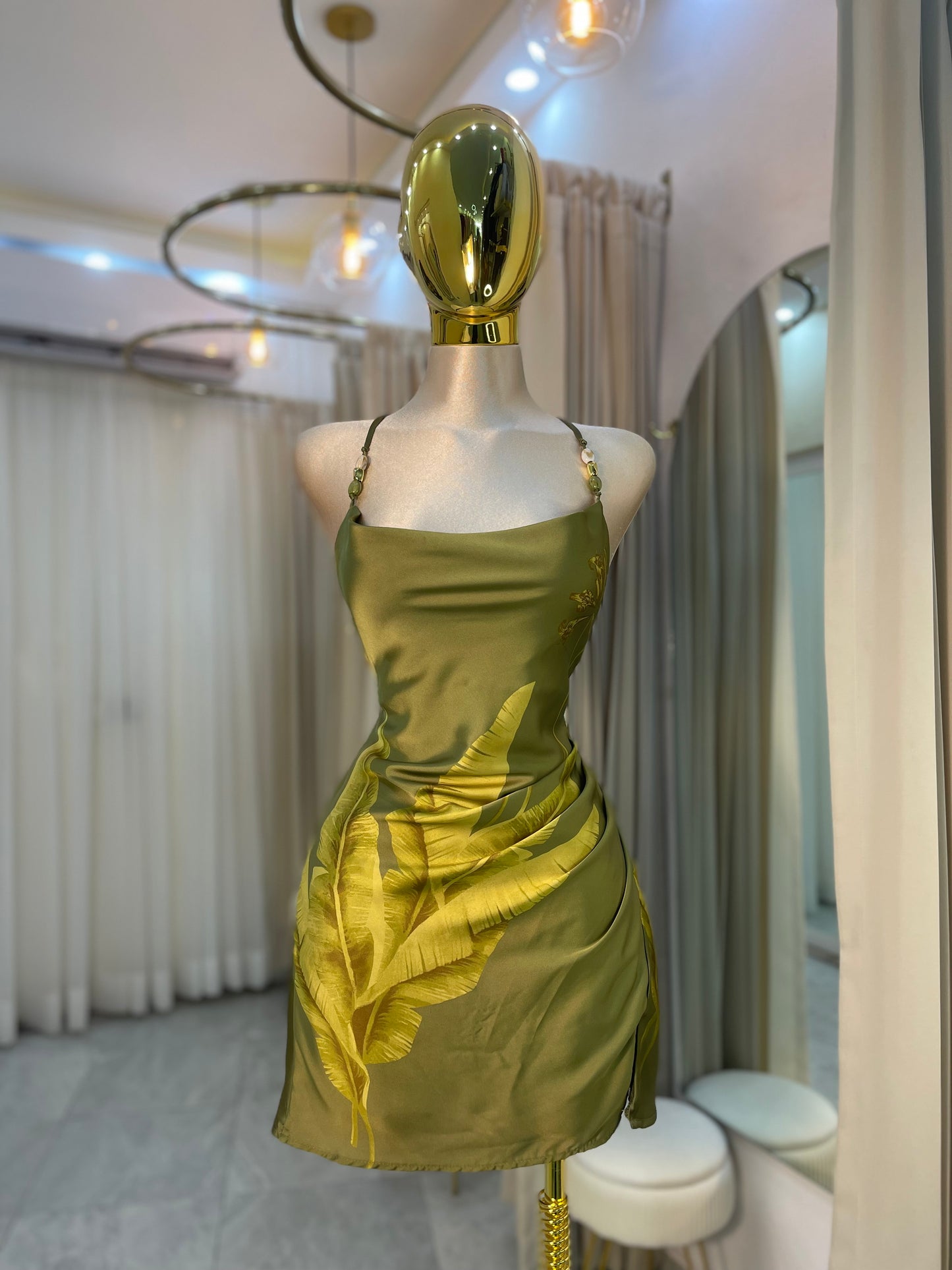 VESTIDO MINI HOJA VERDE OLIVO