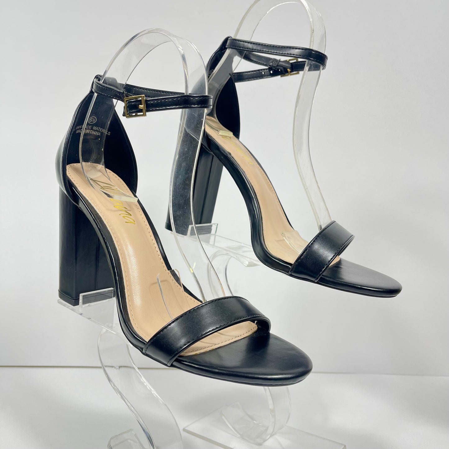 ZAPATILLA NEGRA BÁSICA