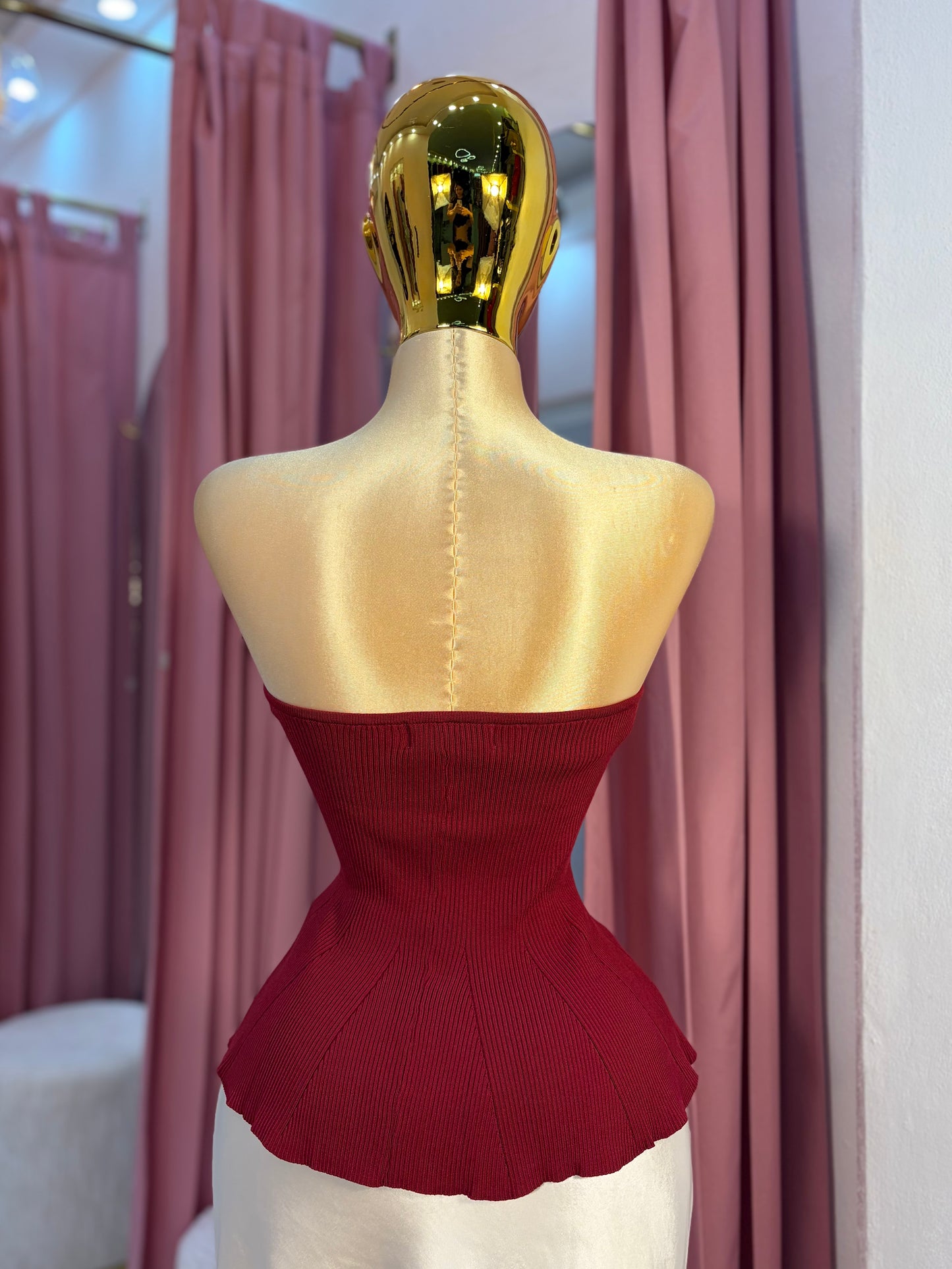 TOP STRAPLESS BOTONES