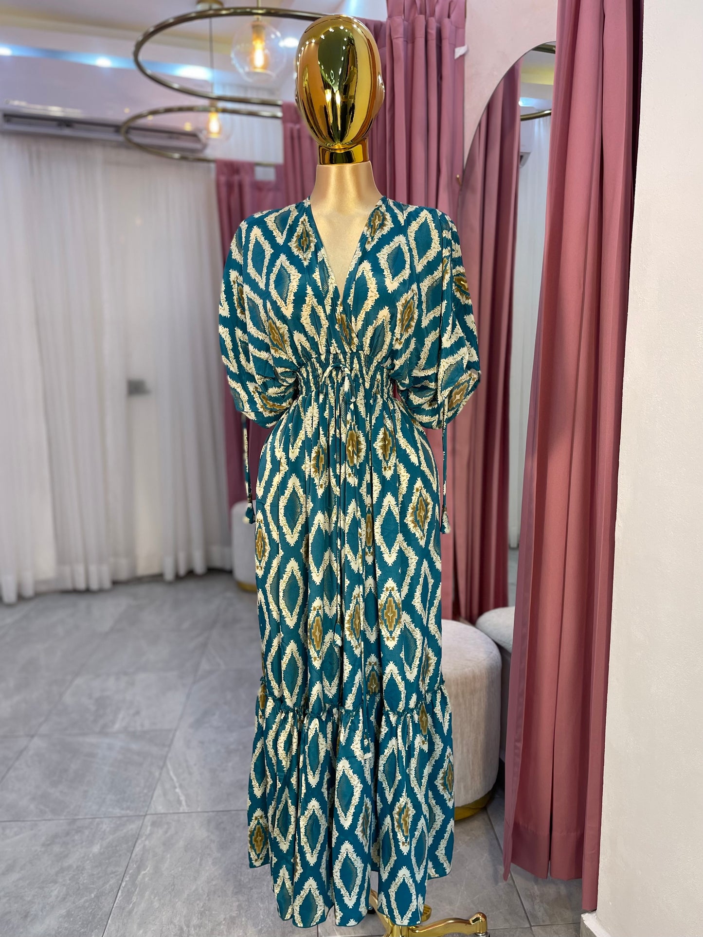 VESTIDO HINDÚ MANGA CORTA