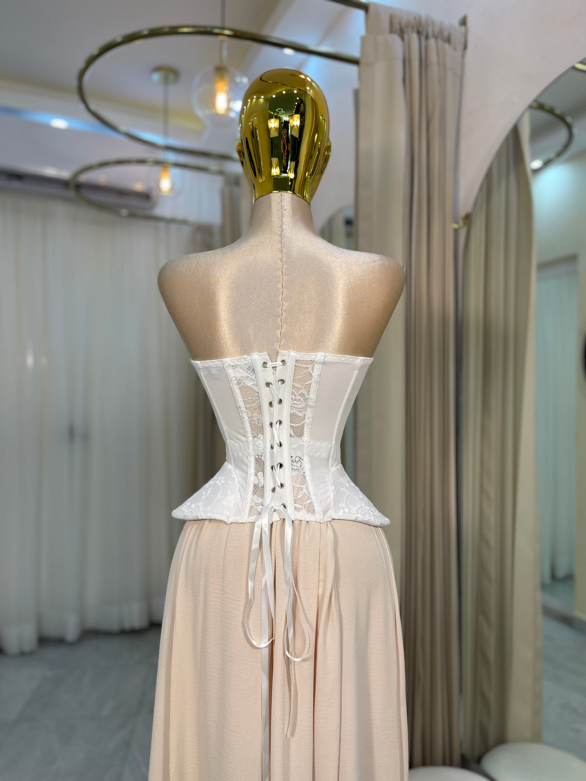 CORSET ENCAJE BLANCO